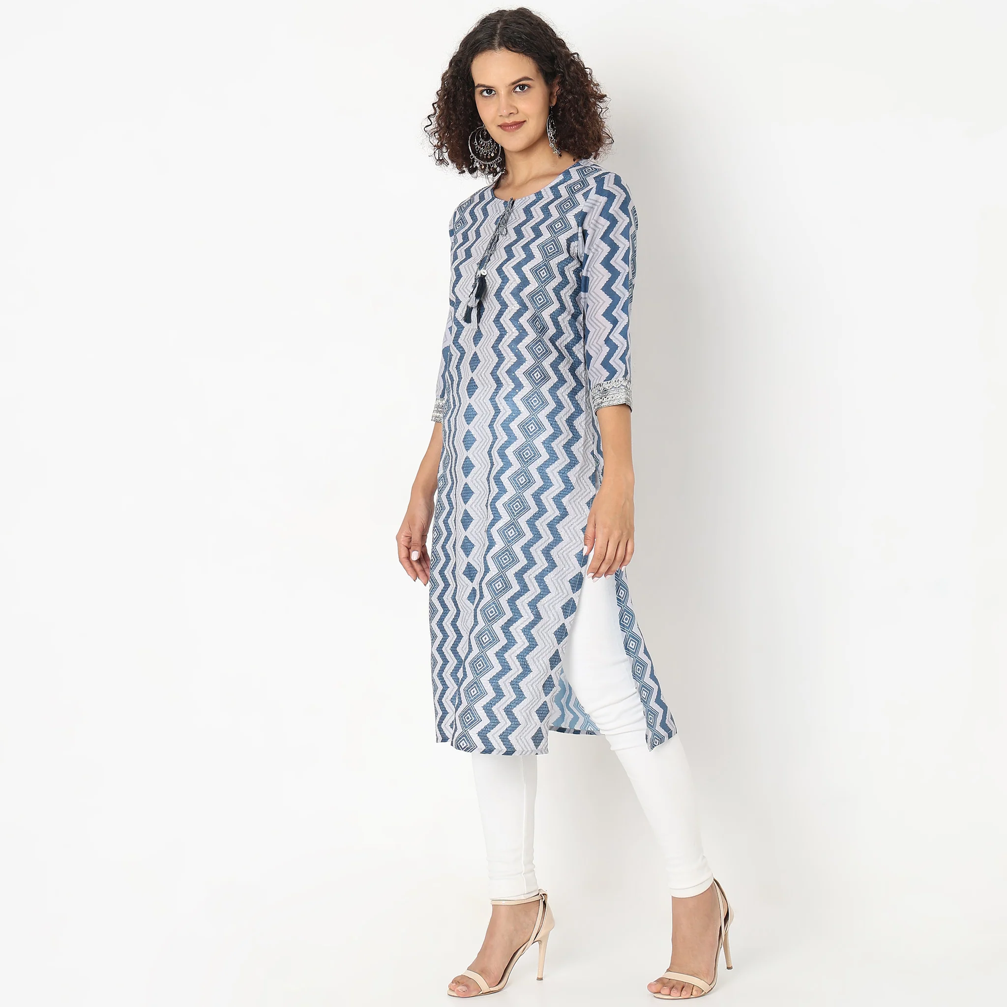 Straight Fit Printed Kurta - Image 5