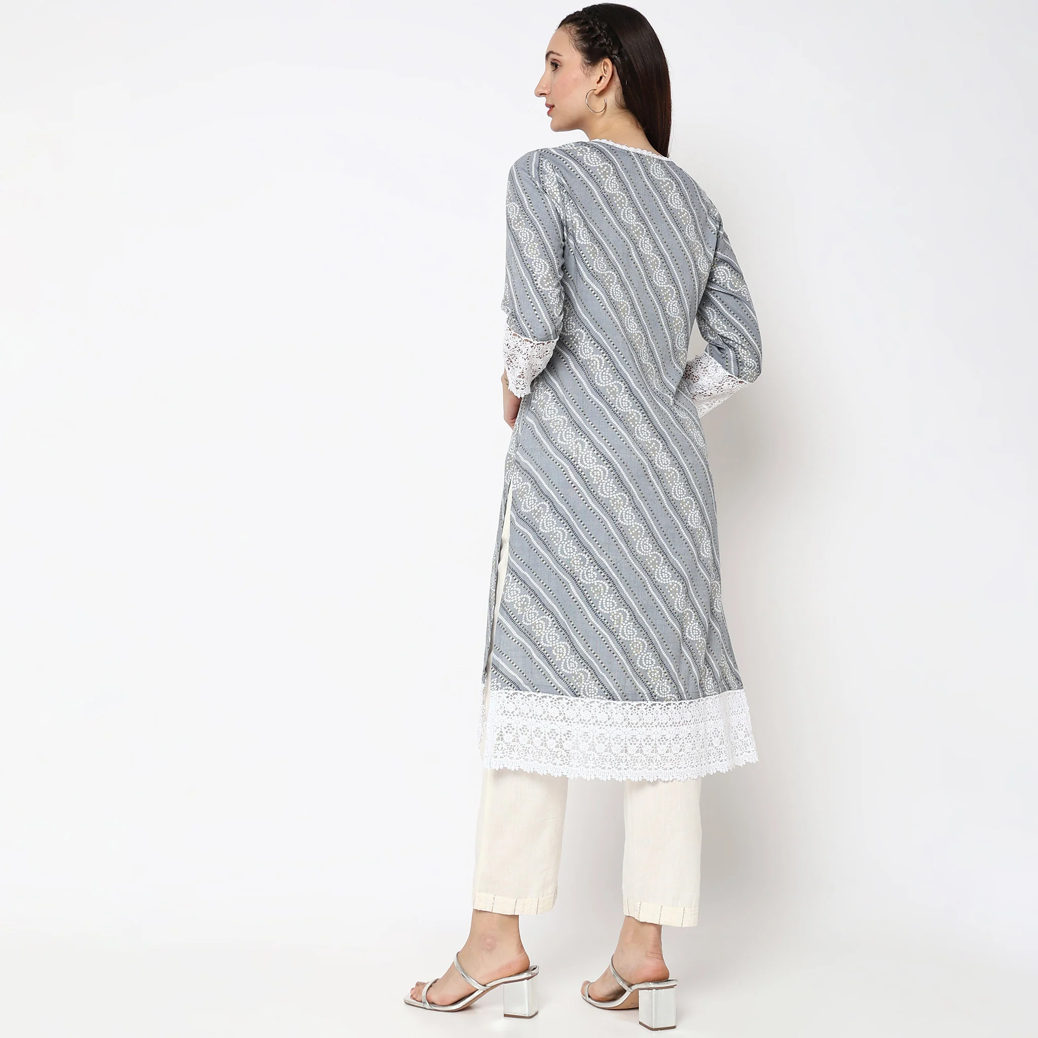 Straight Fit Printed Kurta - Image 3