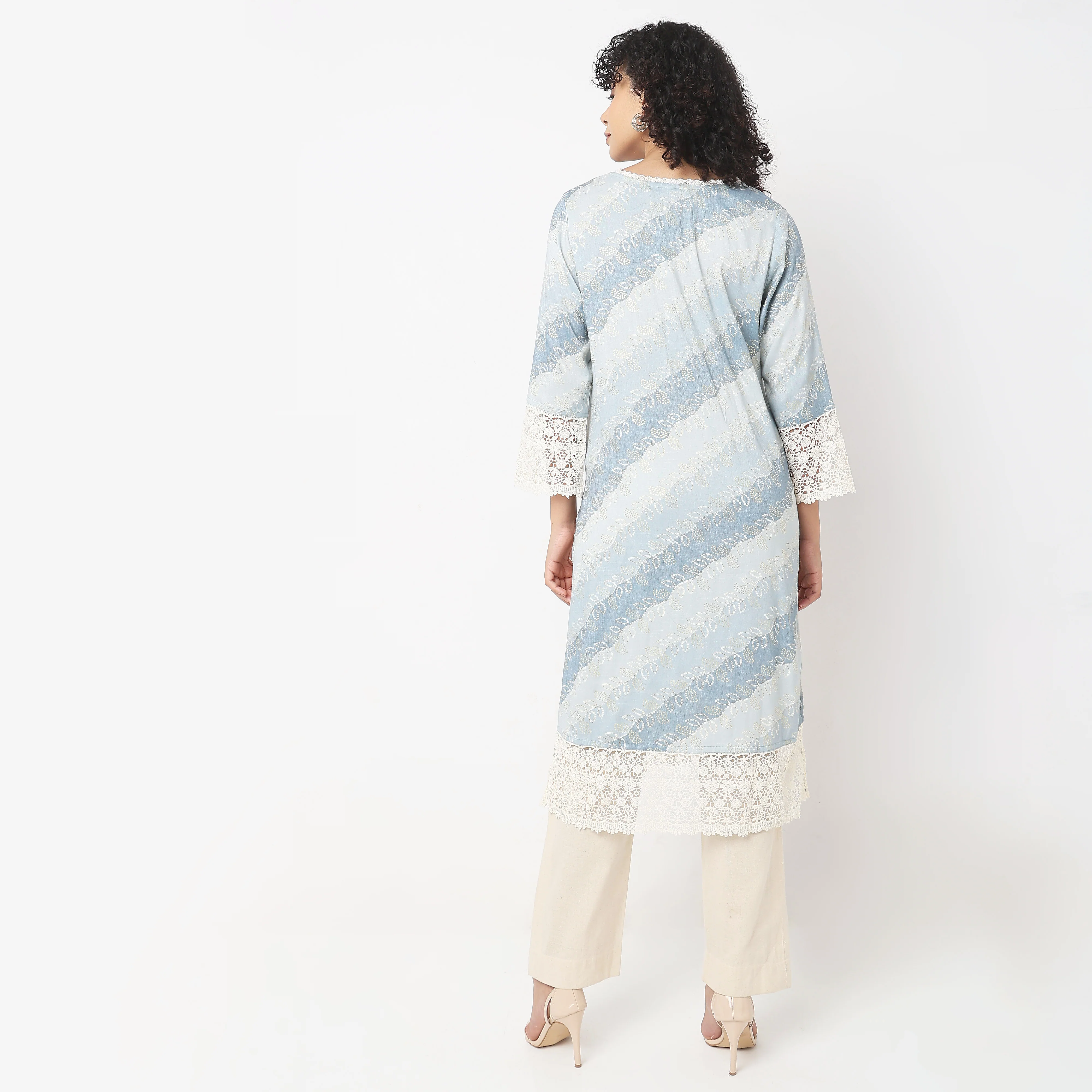 Straight Fit Printed Kurta - Image 8
