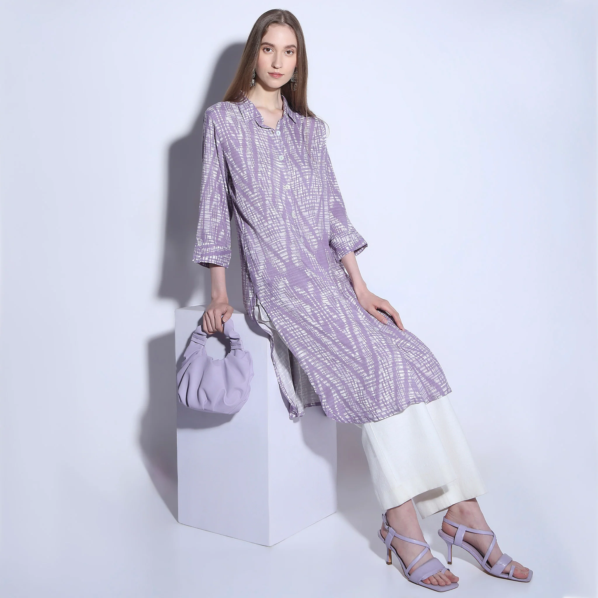 Straight Fit Printed Kurta - Image 6