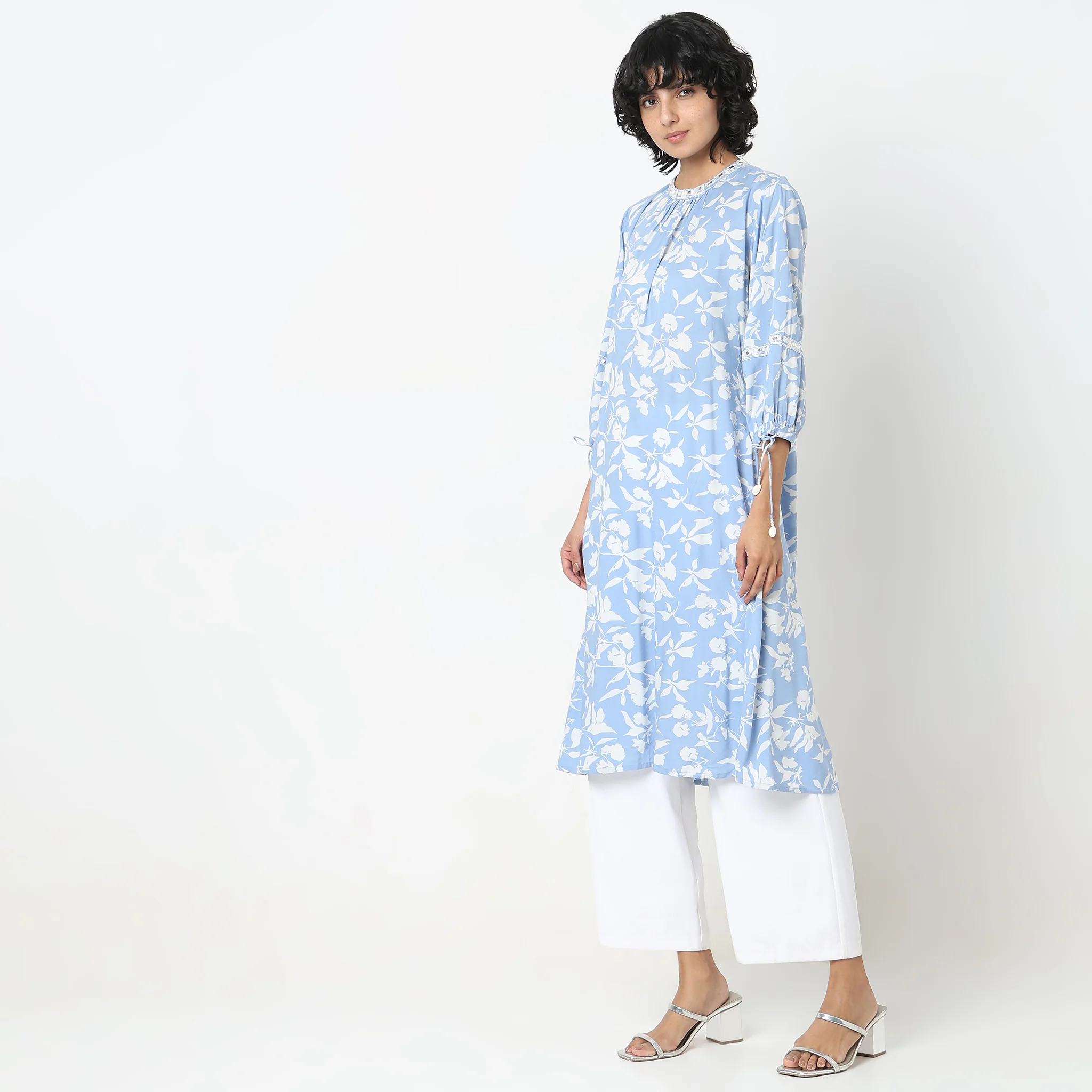 Straight Fit Printed Kurta - Image 5
