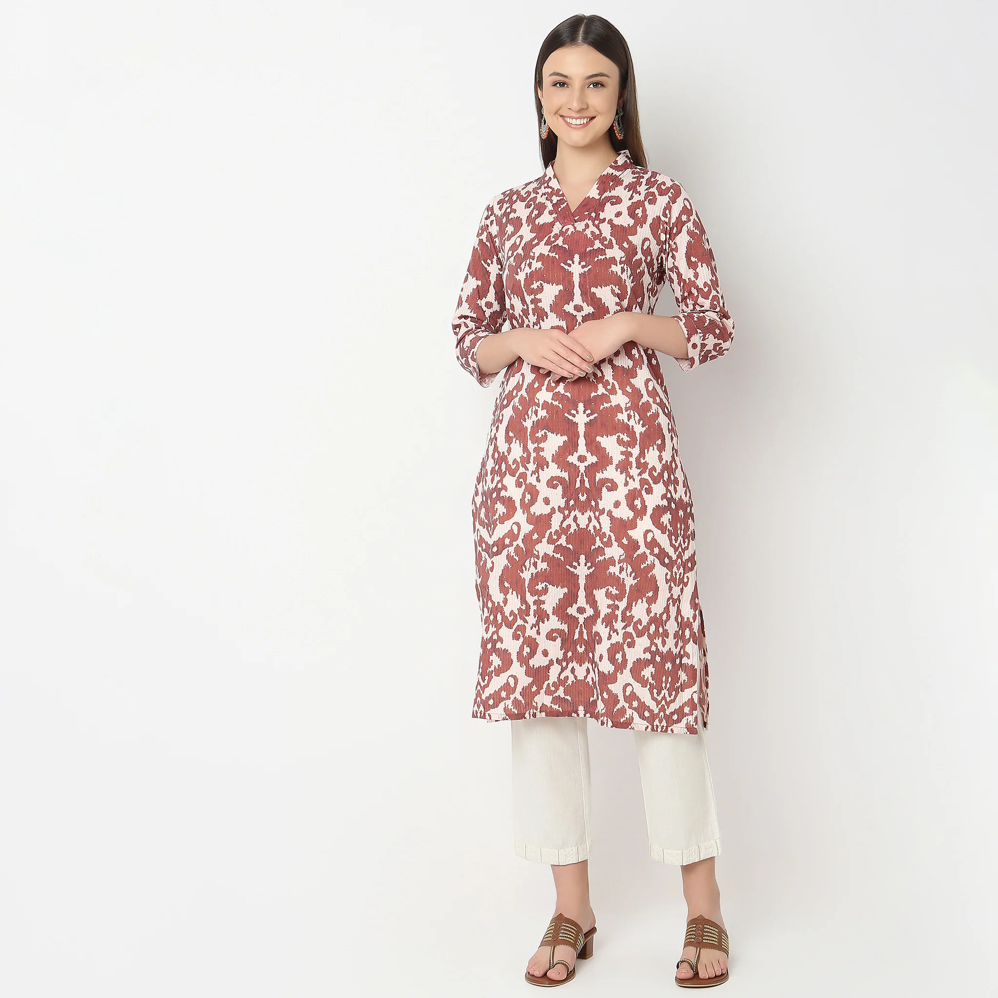 Straight Fit Printed Kurta - Image 2