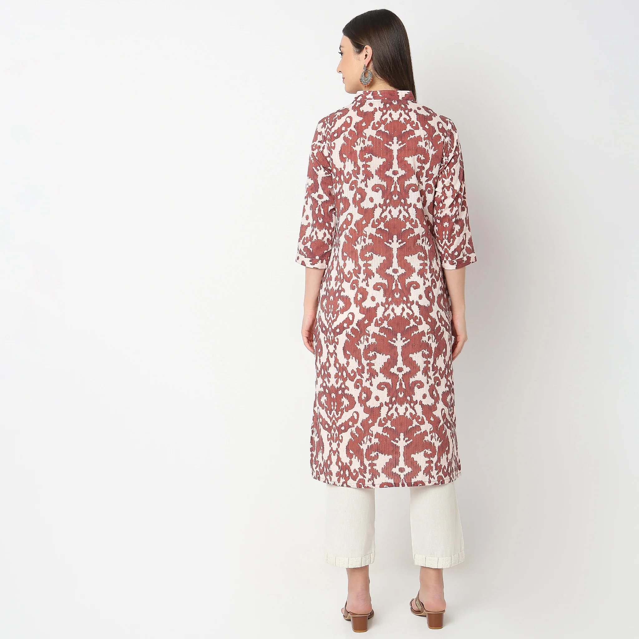 Straight Fit Printed Kurta - Image 3
