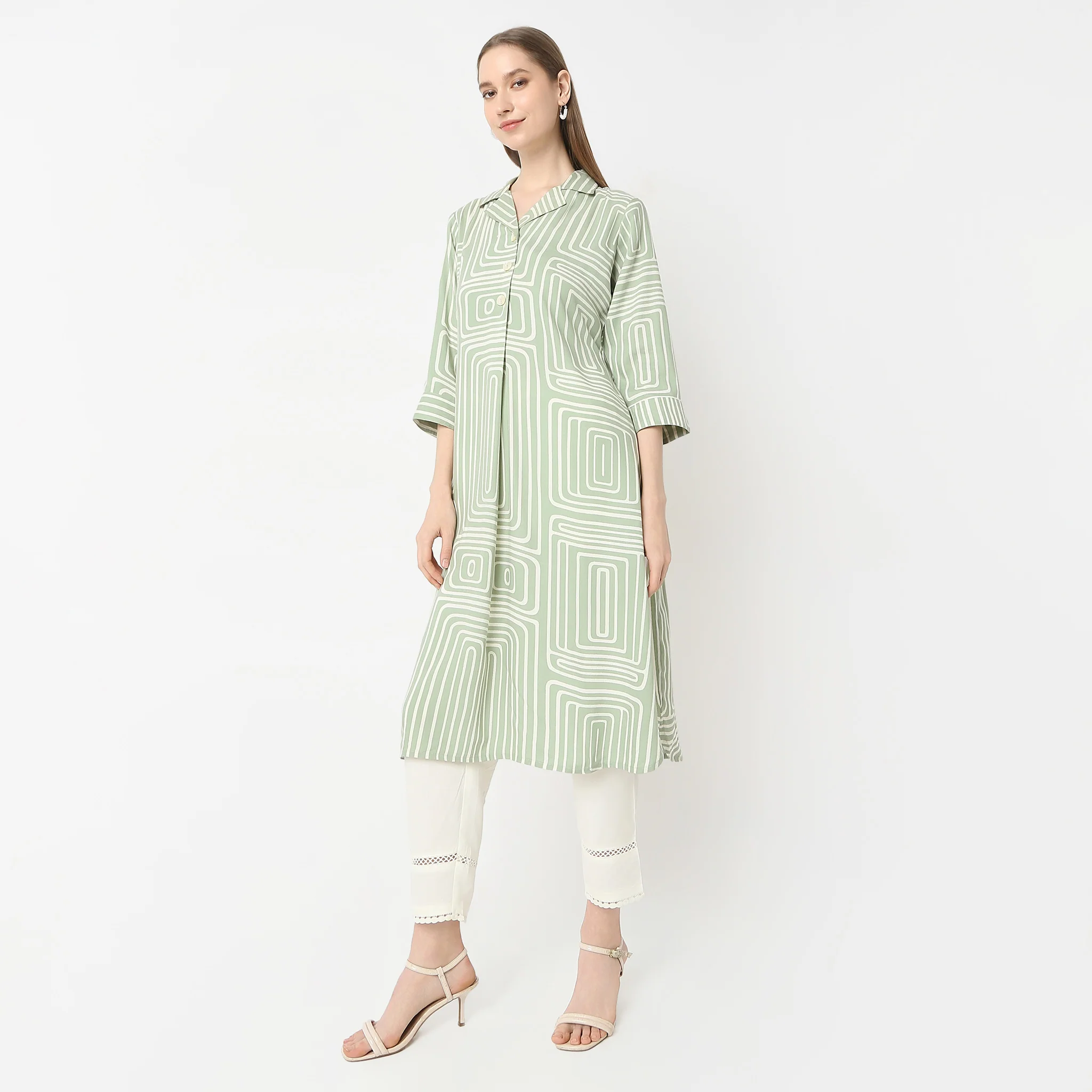 Straight Fit Printed Below Knee Lapel Collar Kurta - Image 5