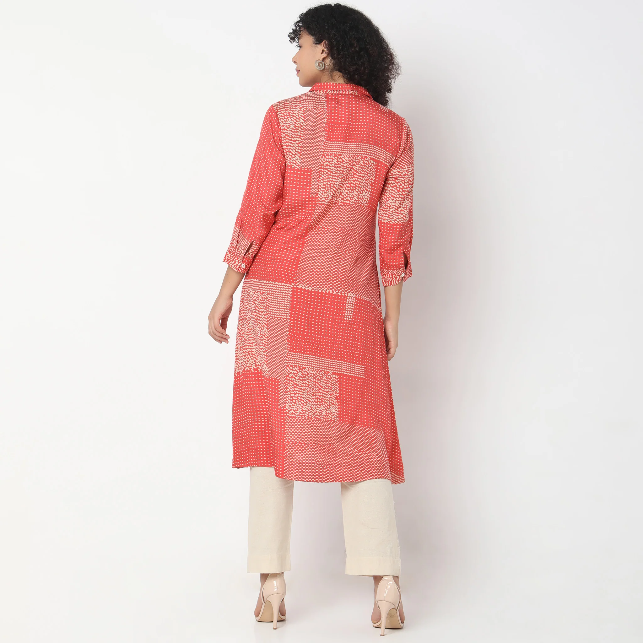 Straight Fit Printed Kurta - Image 3