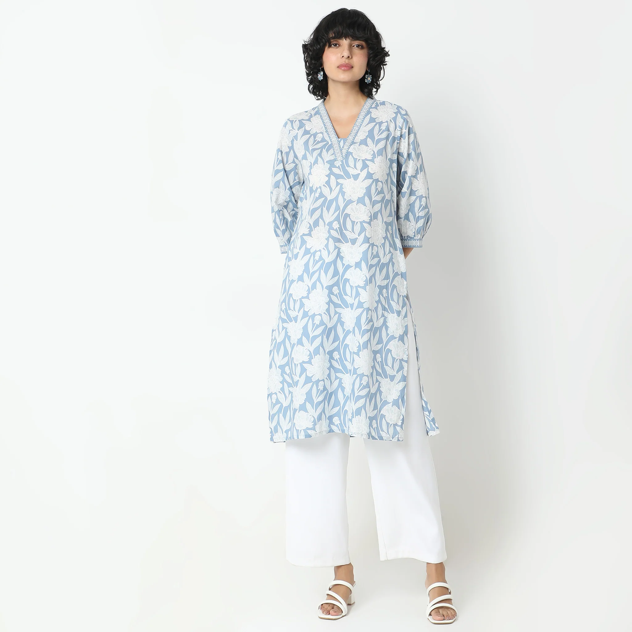 Straight Fit Printed Kurta - Image 2