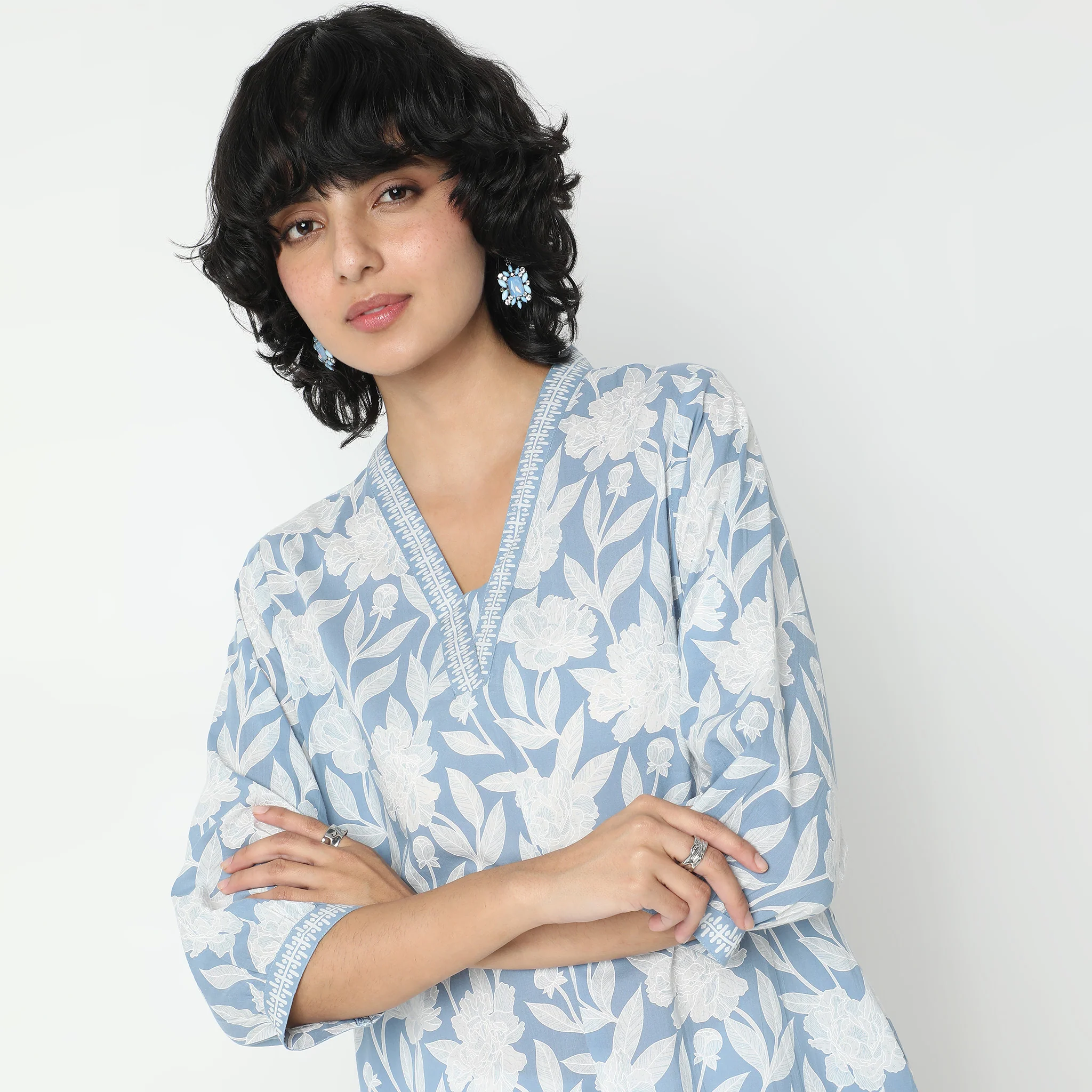 Straight Fit Printed Kurta - Image 4