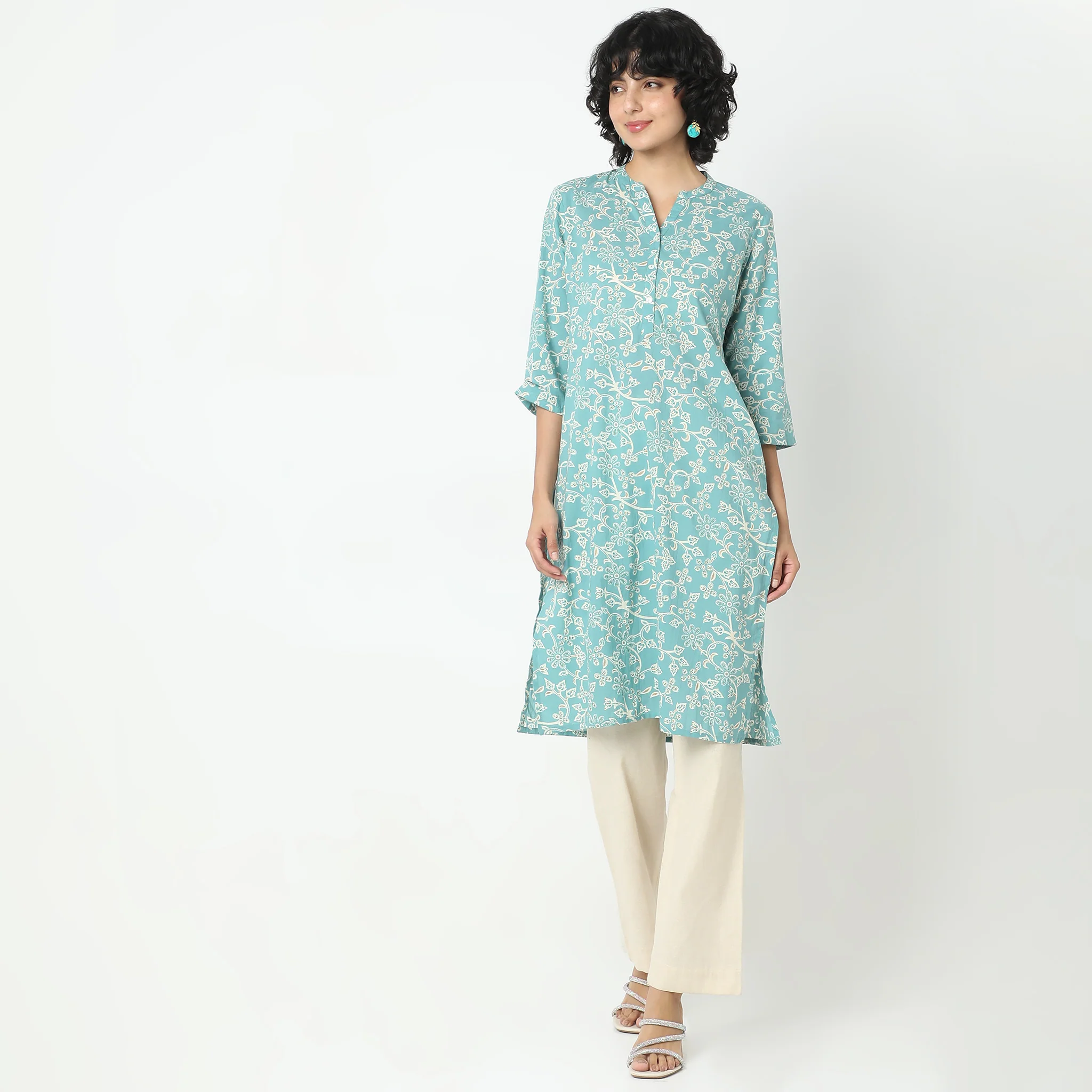 Straight Fit Printed Kurta - Image 2