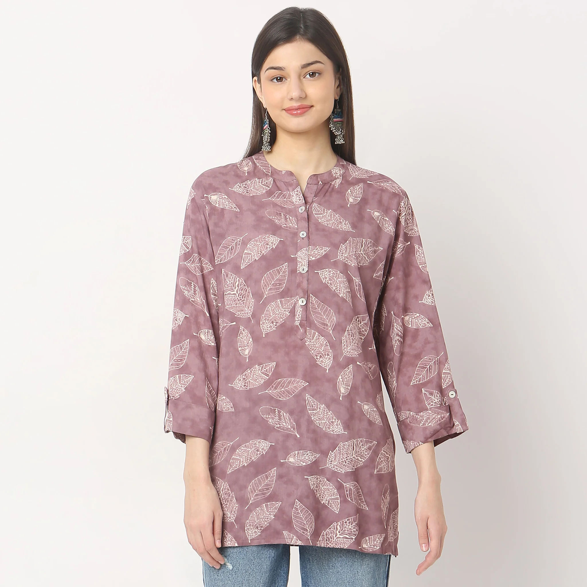 Straight Fit Printed Kurta - Image 2