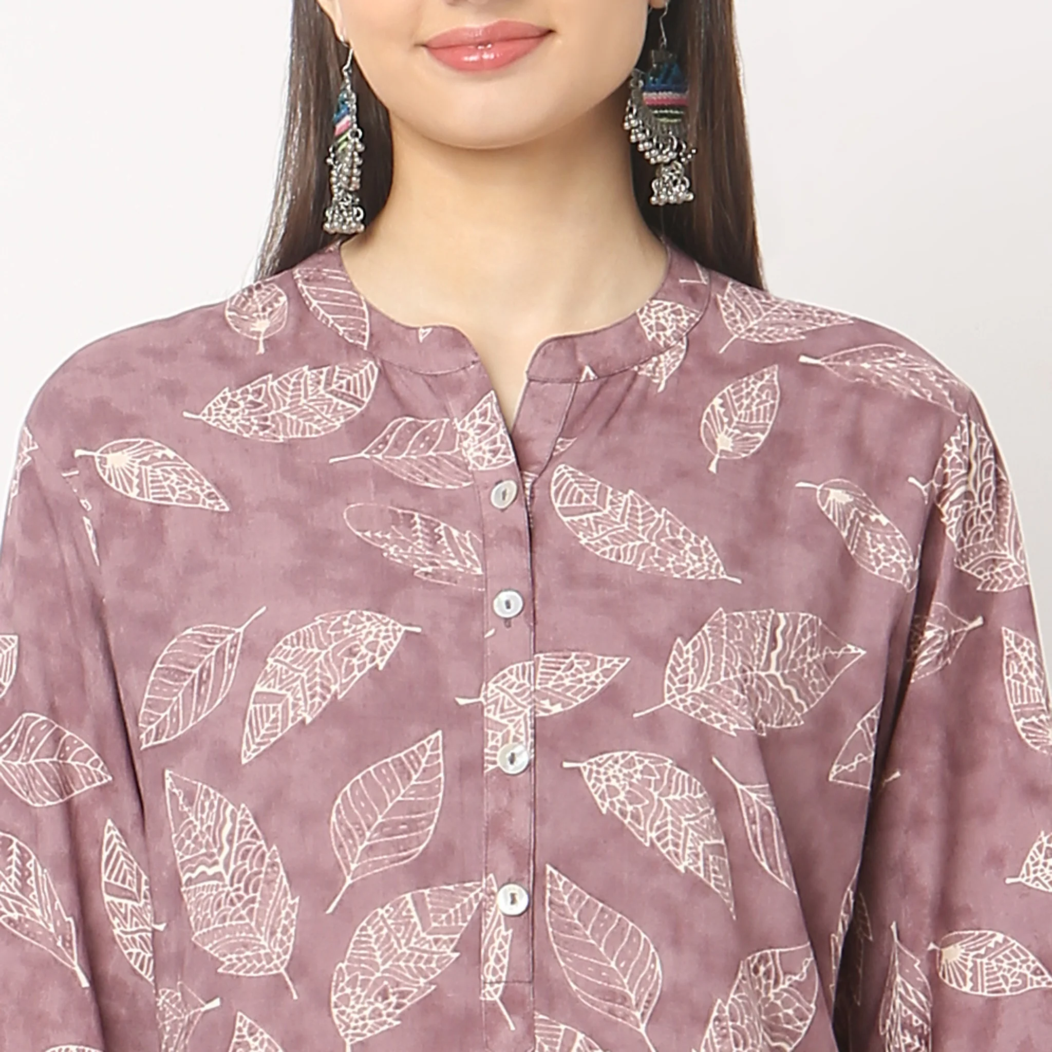 Straight Fit Printed Kurta - Image 4