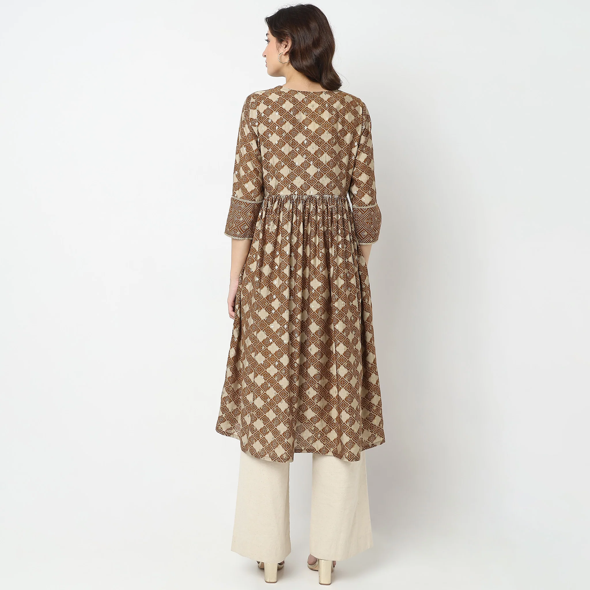 Straight Fit Printed Kurta - Image 3