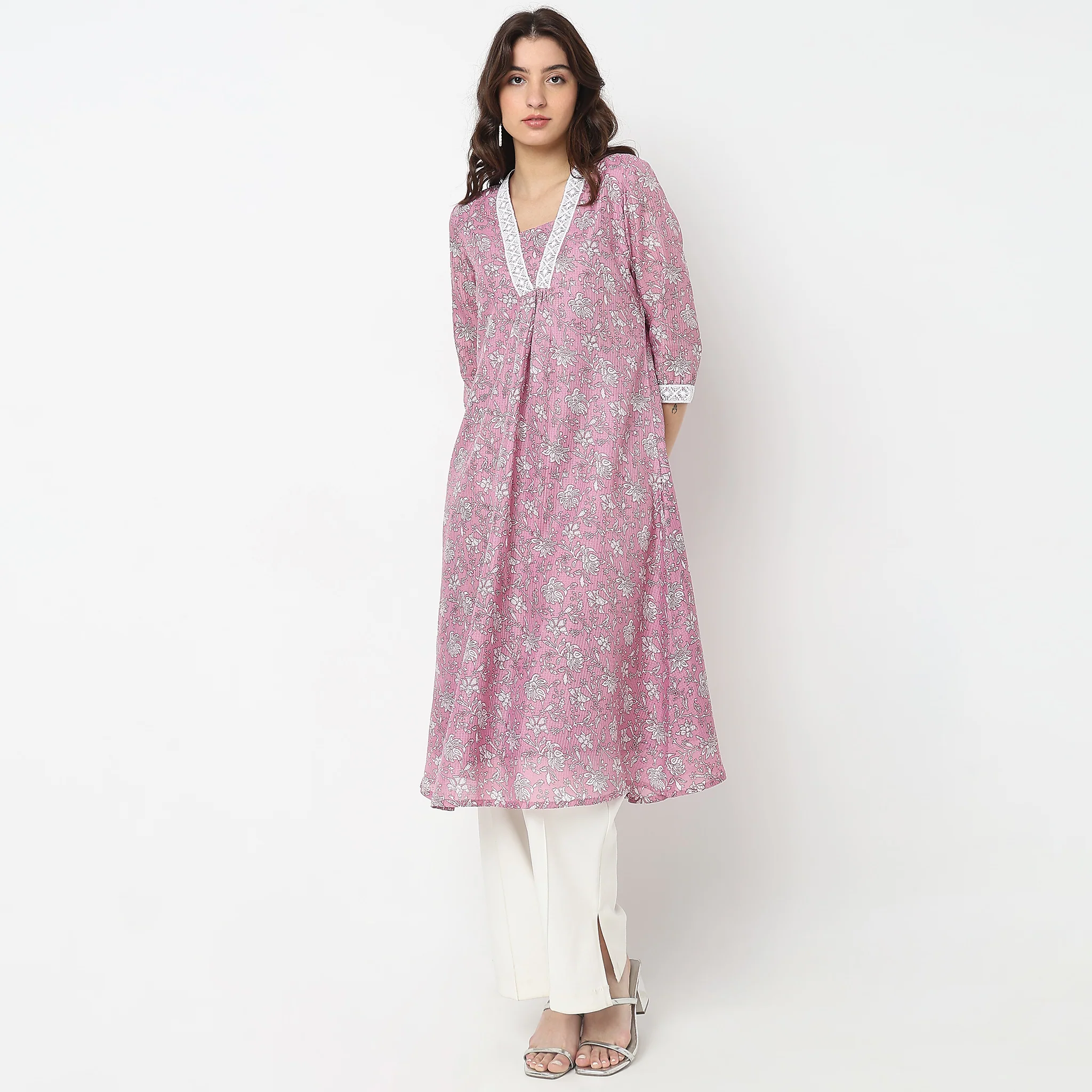 Straight Fit Printed Kurta - Image 2