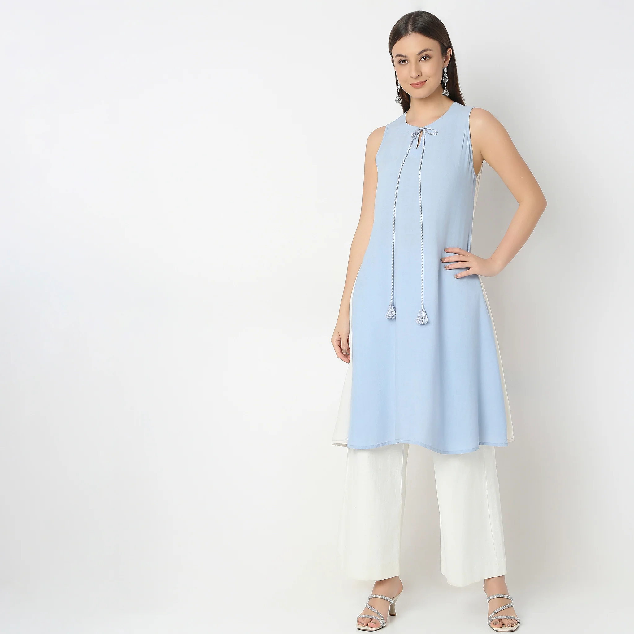 Straight Fit Printed Kurta - Image 6
