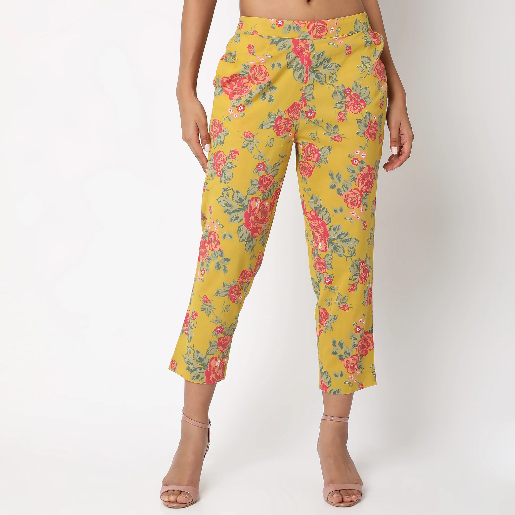 Straight Fit Printed Top With Palazzo Co-Ords - Image 6