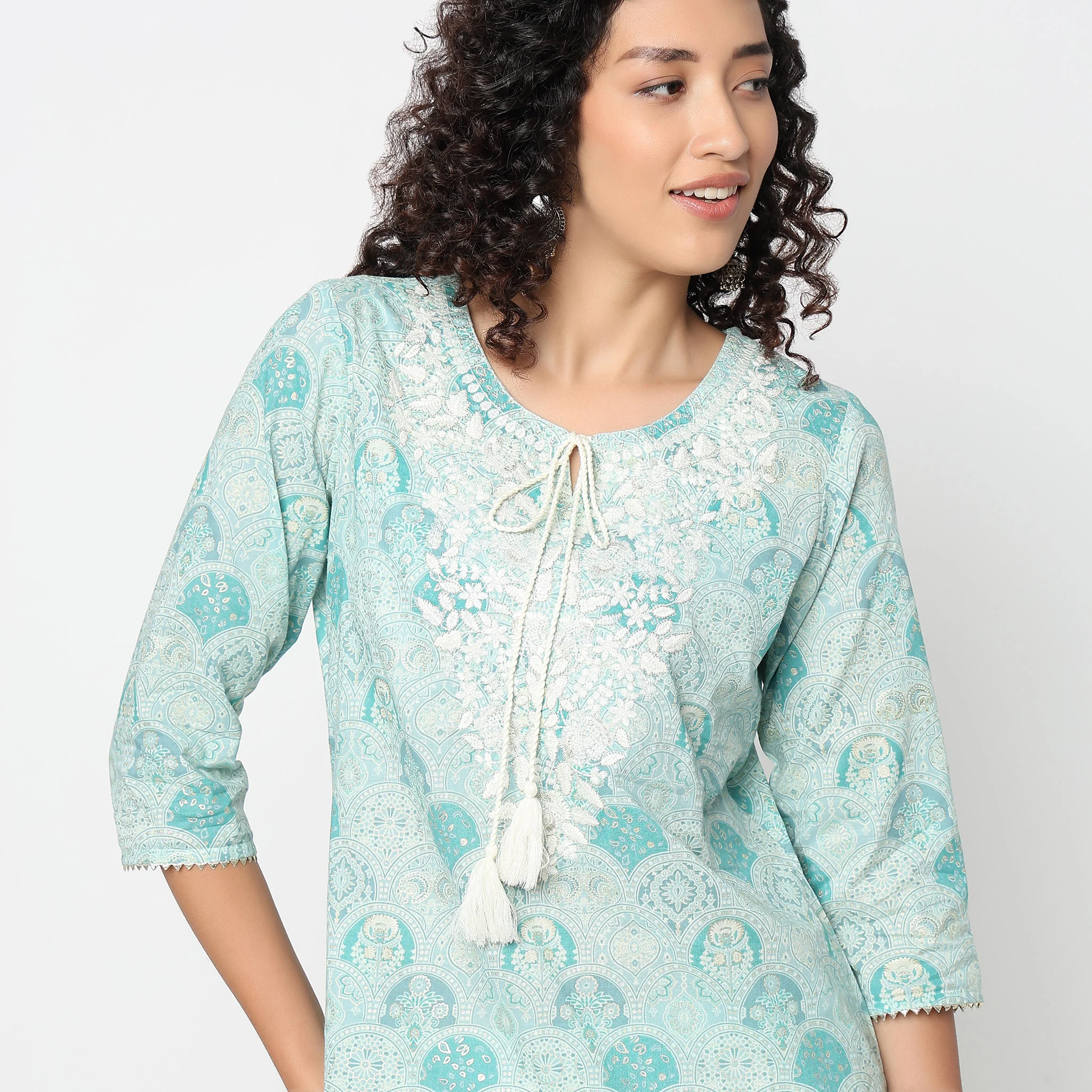 Straight Fit Printed Kurta With Pant Set - Image 7