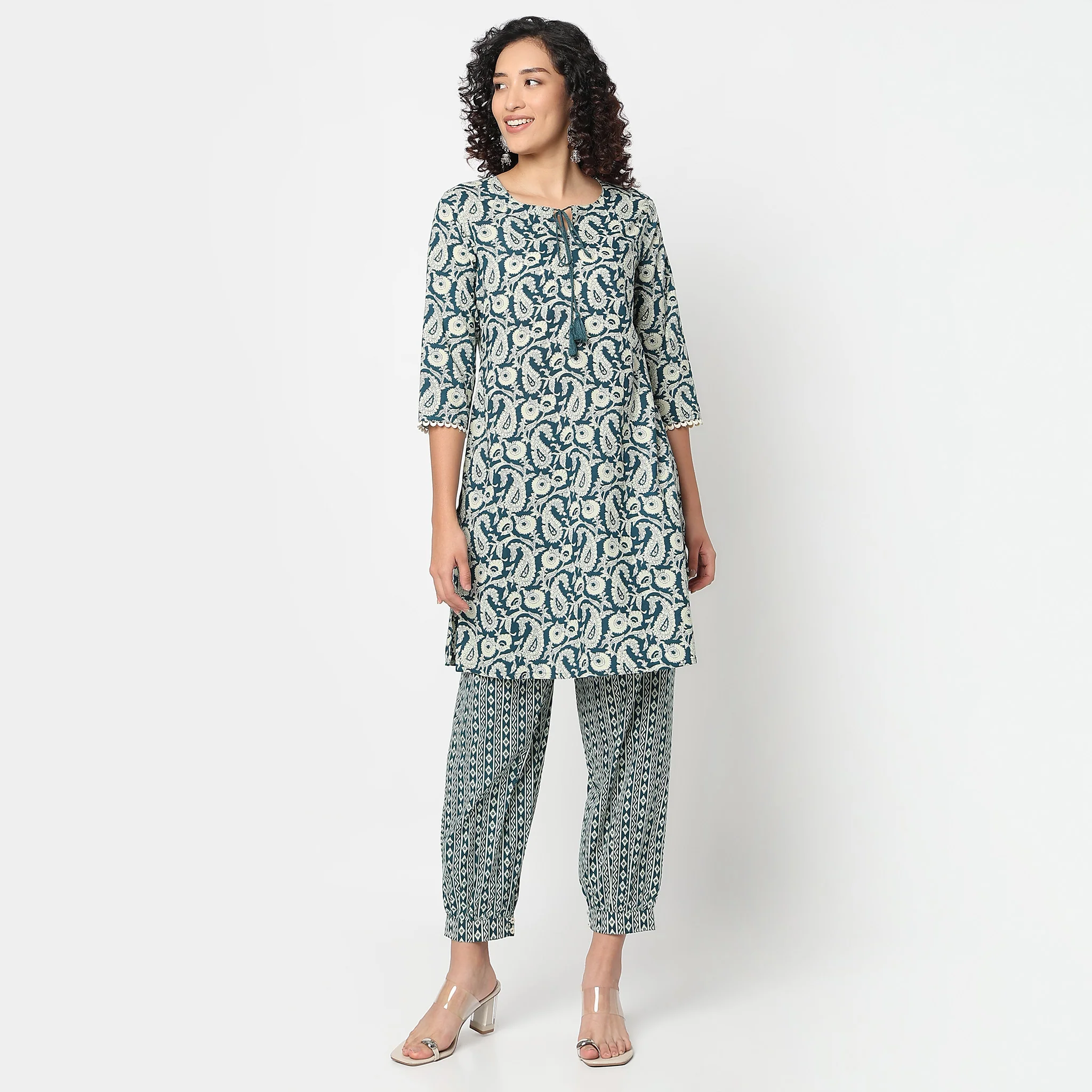 Printed Straight Kurta With Pant Set - Image 2