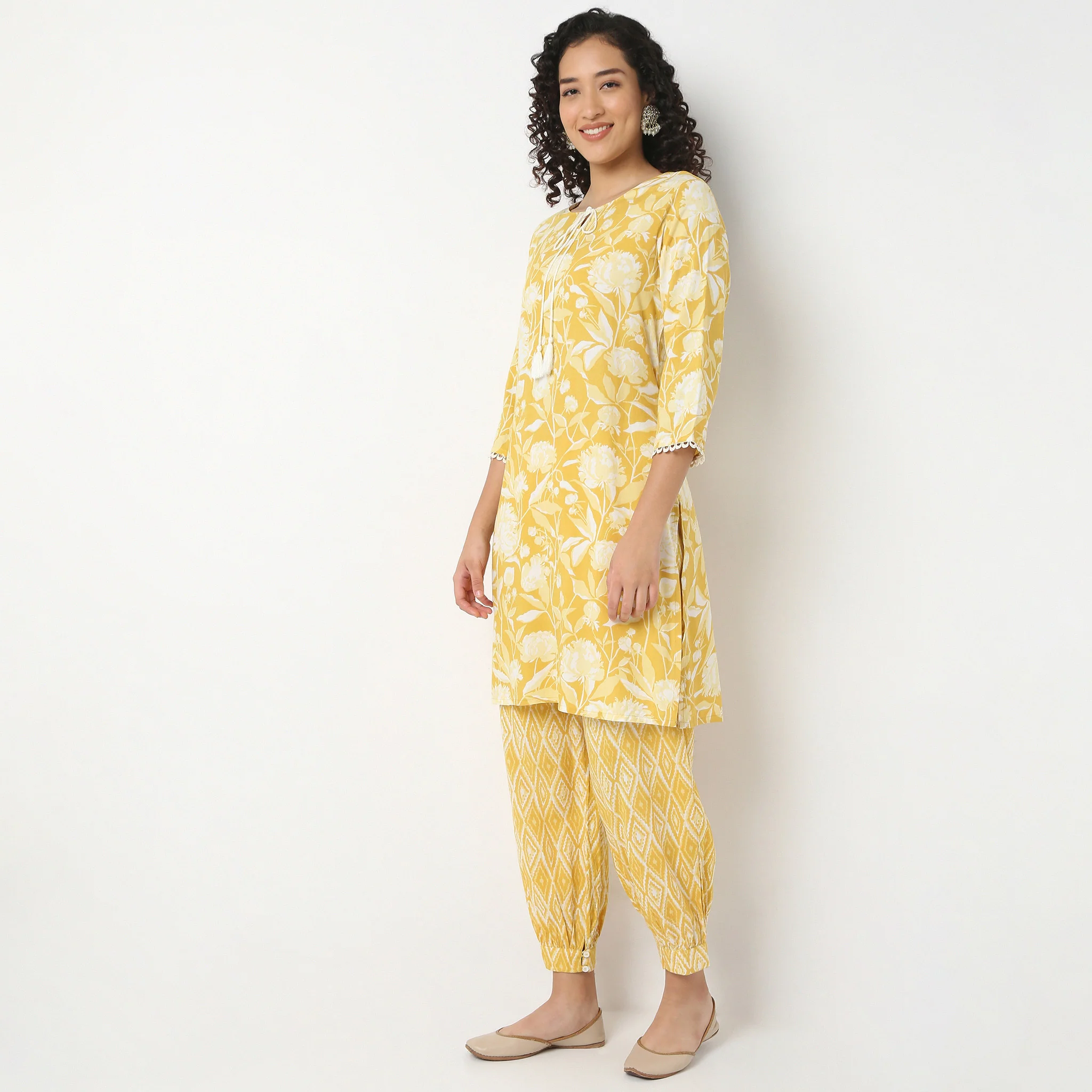 Printed Straight Kurta With Pant Set - Image 12