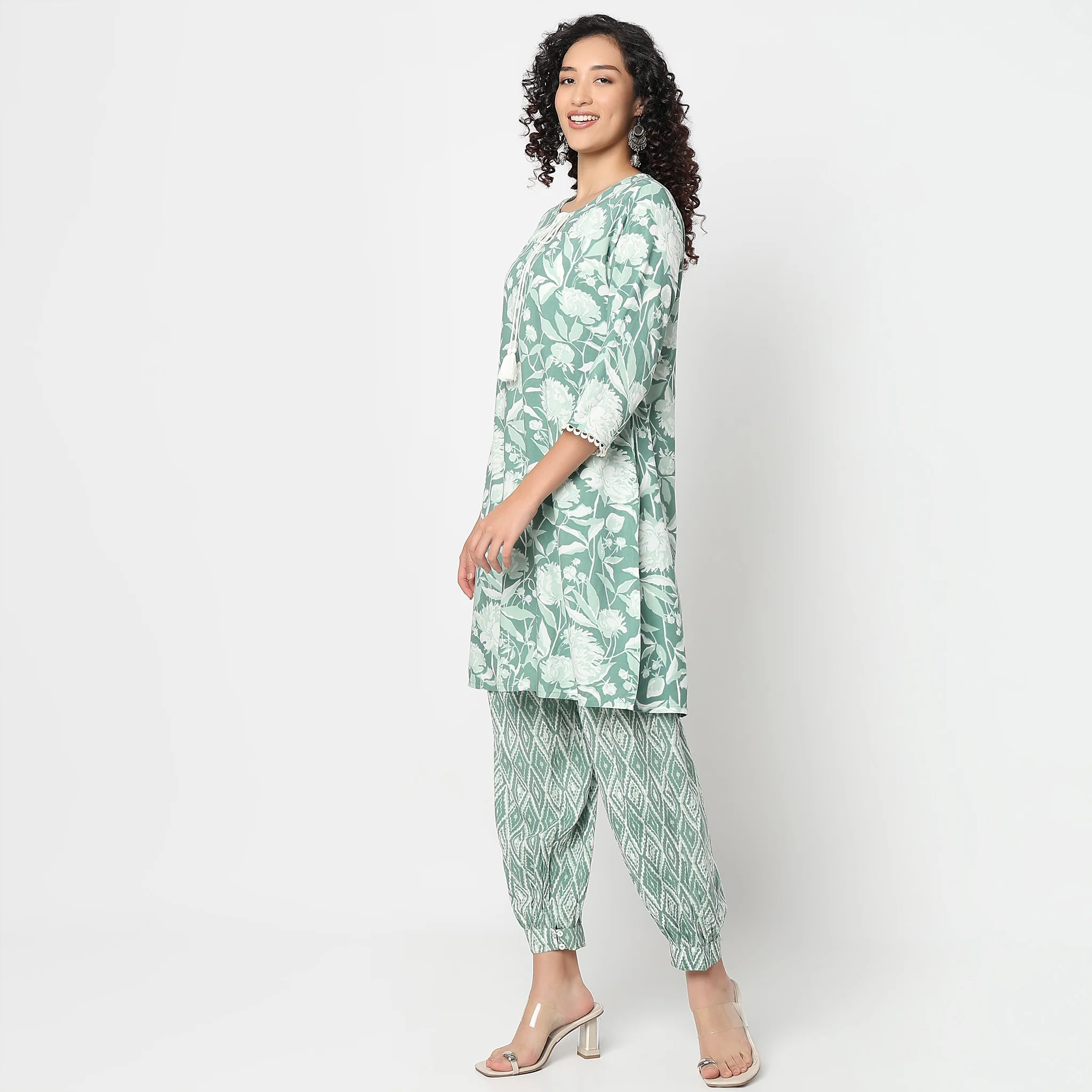 Printed Straight Kurta With Pant Set - Image 4