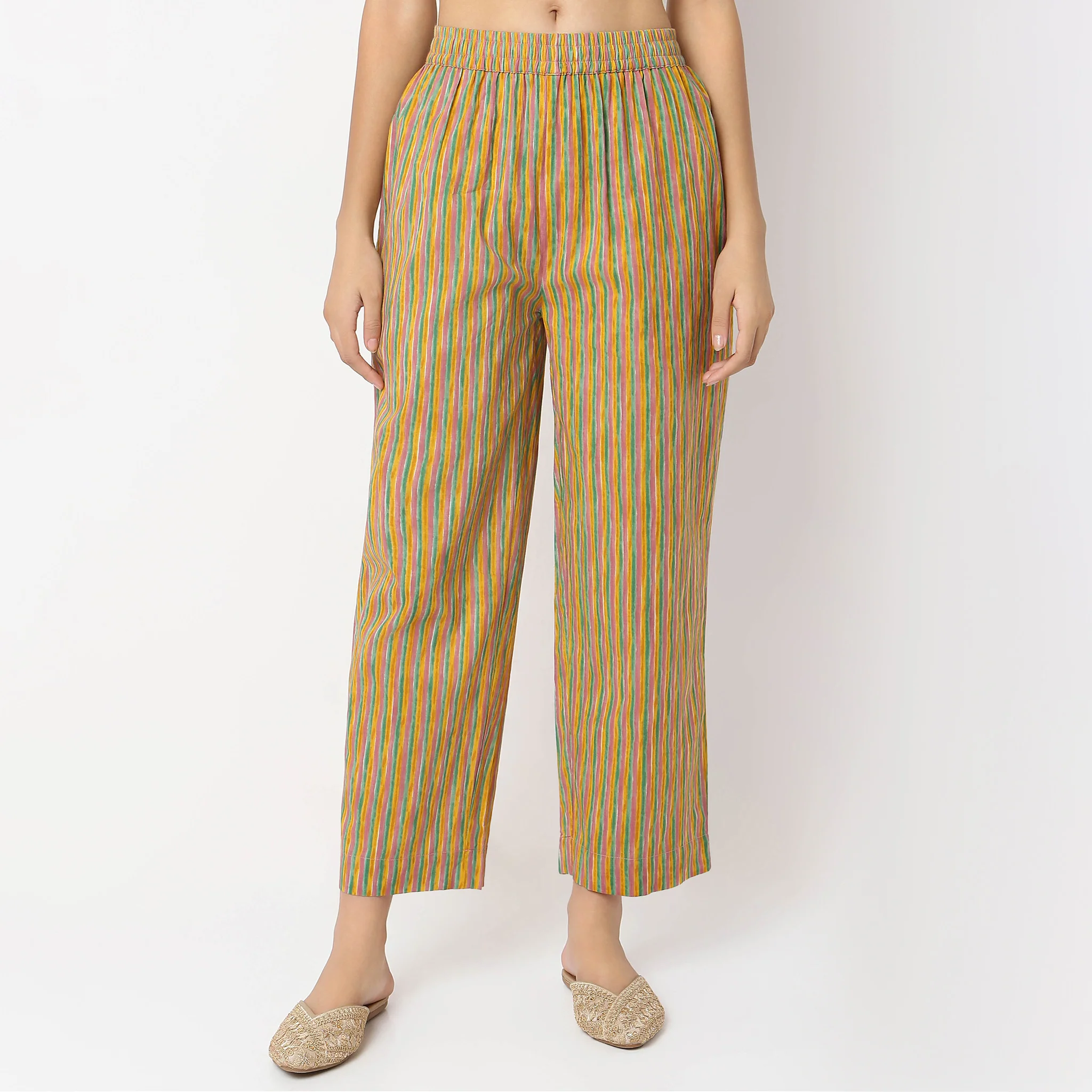 Straight Fit Printed Kurta With Pyjama Set - Image 7