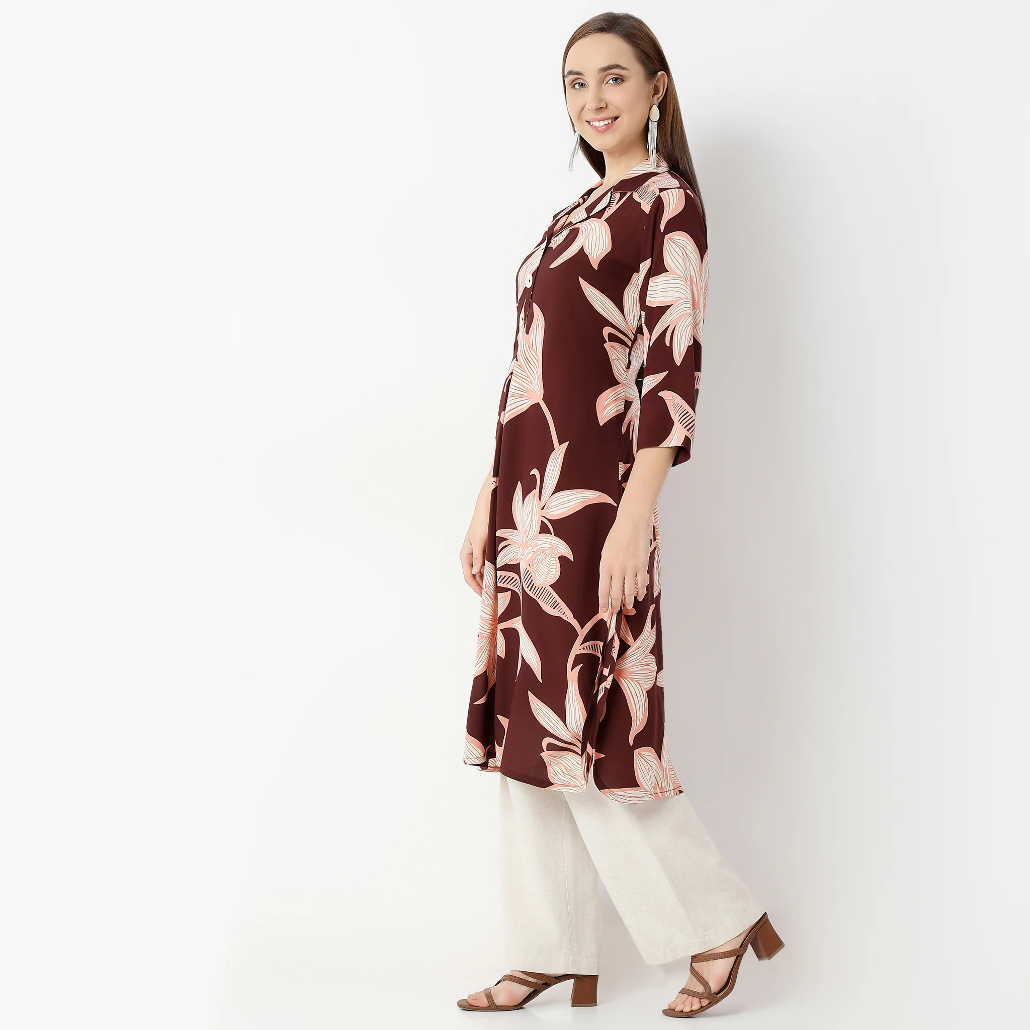 Straight Fit Printed Lapel Collar Half Placket Kurta - Image 5