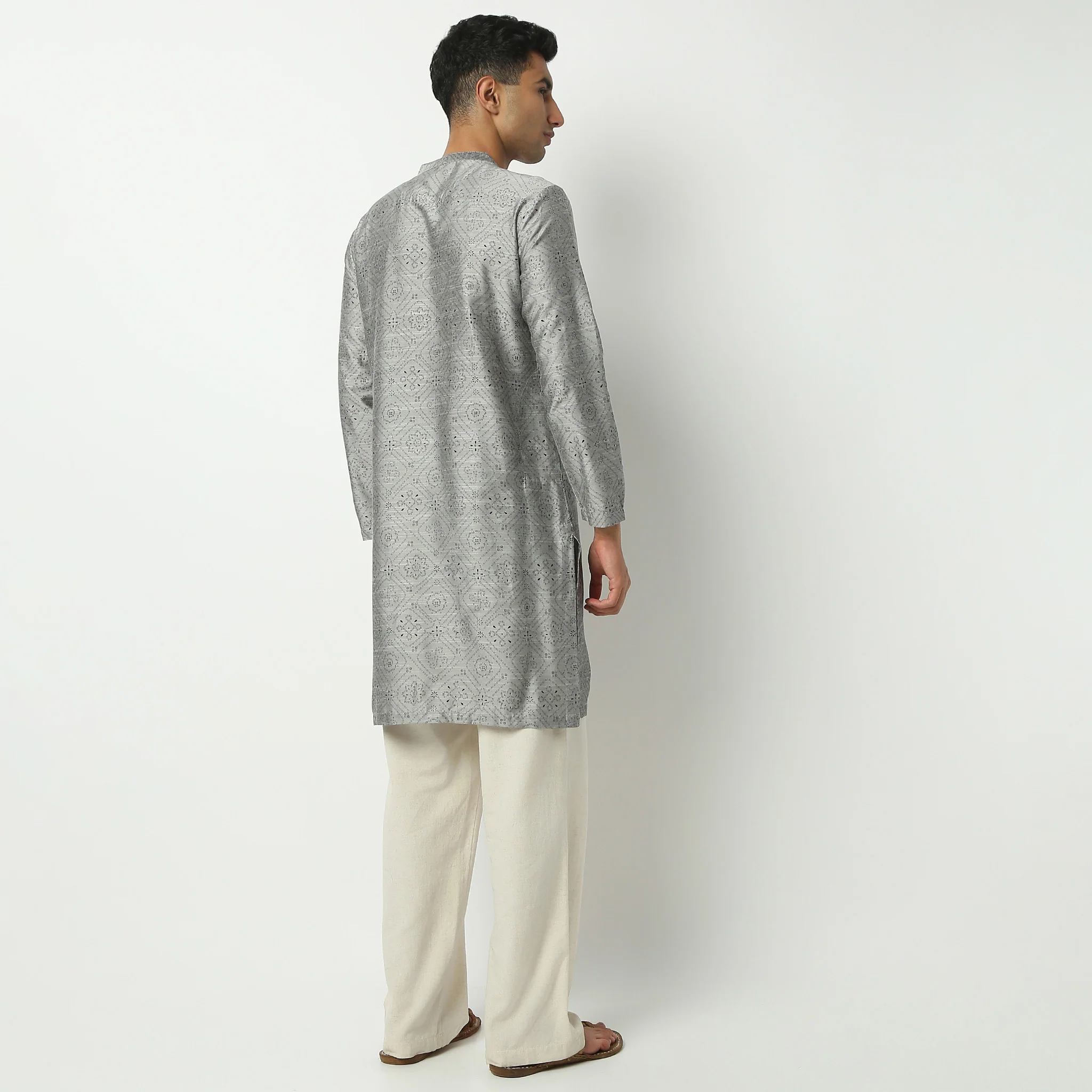 Mandarin Collar Knee Length Full Sleeve Printed Long Kurta - Image 3