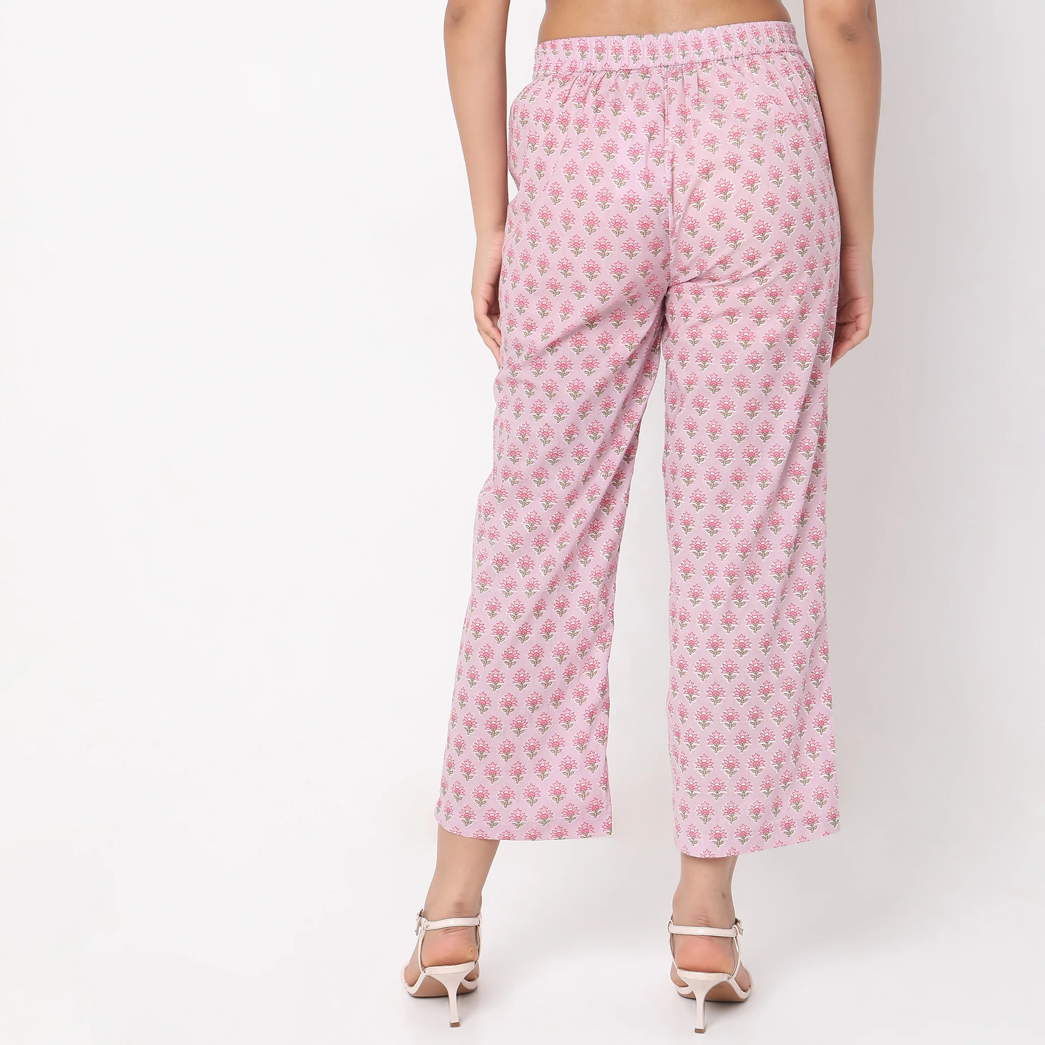 Straight Fit Printed Mid Rise Ethnic Pants - Image 3