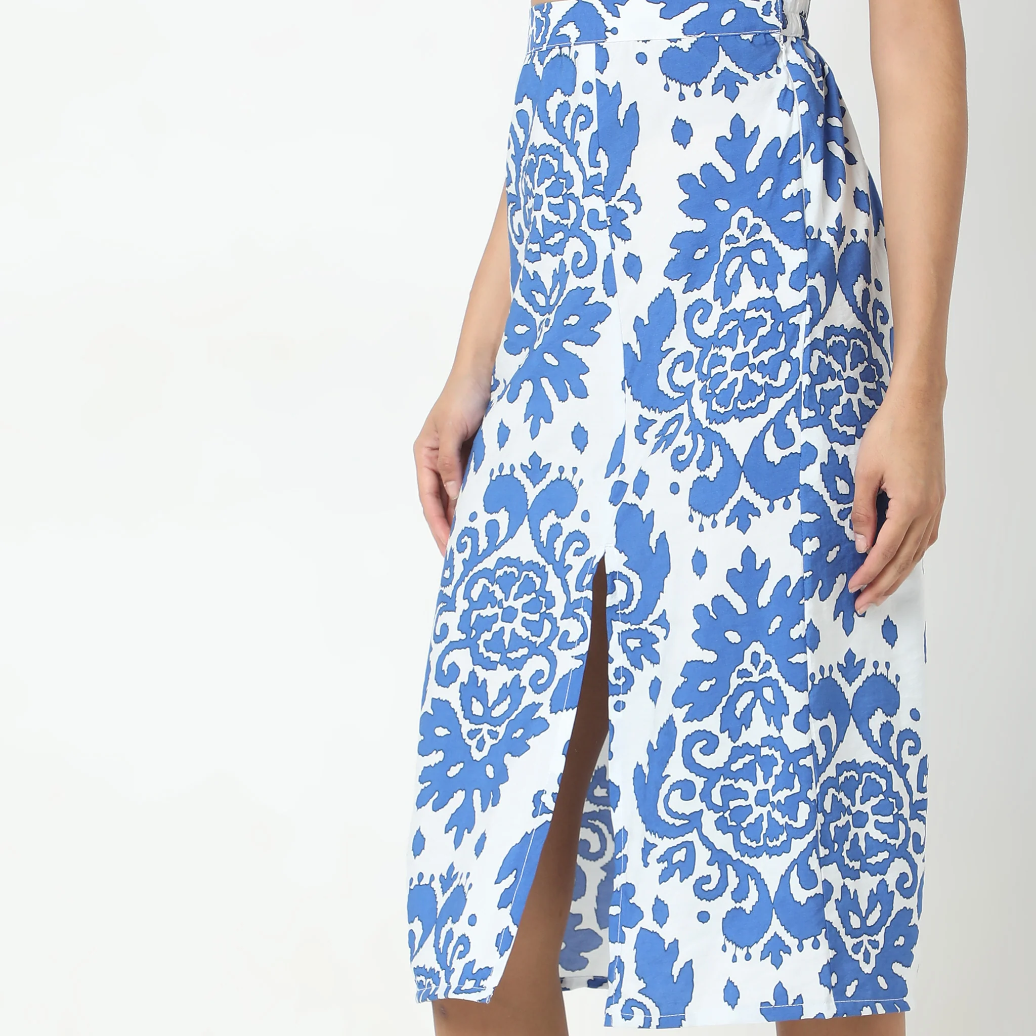 Straight Fit Printed Mid Rise Skirt - Image 4
