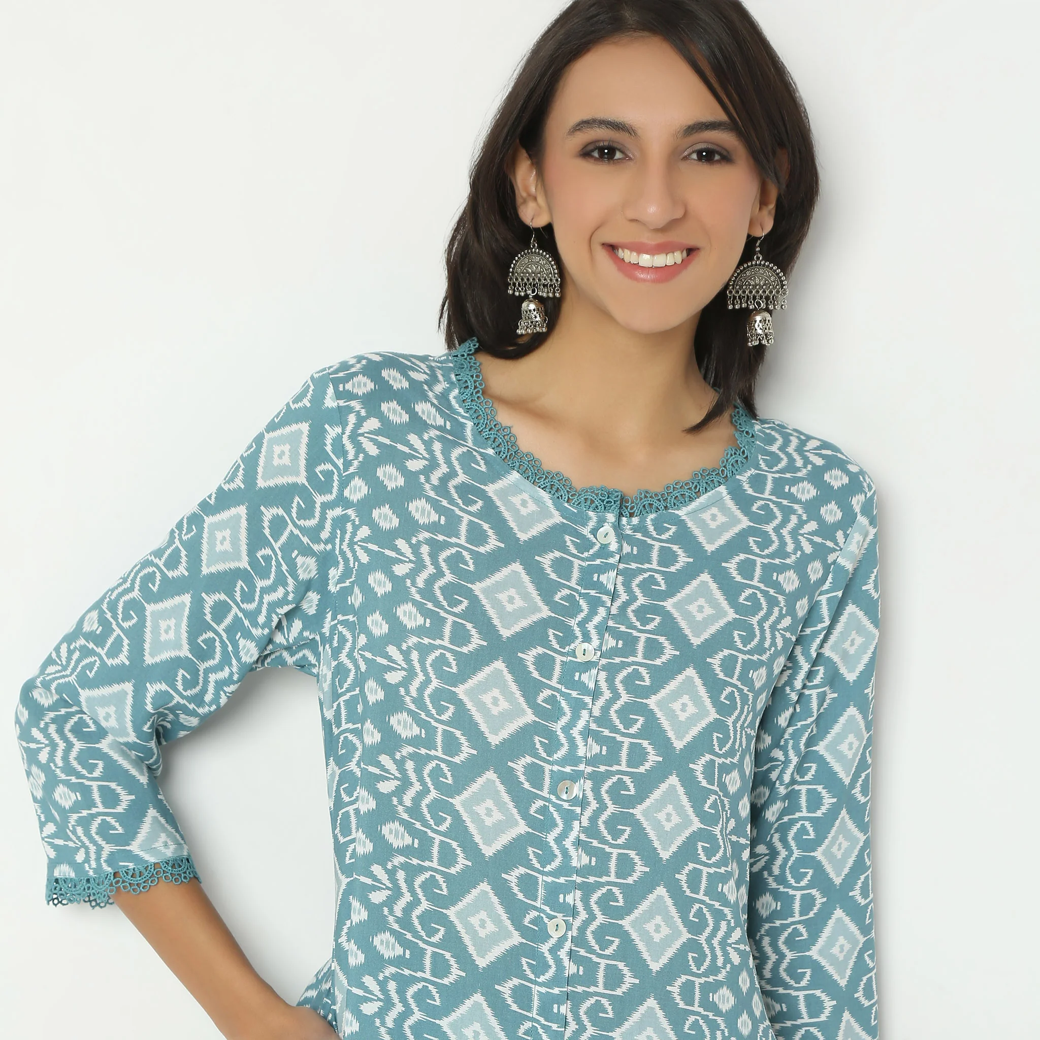 Straight Fit Printed Calf Length Round Neck Kurta - Image 4