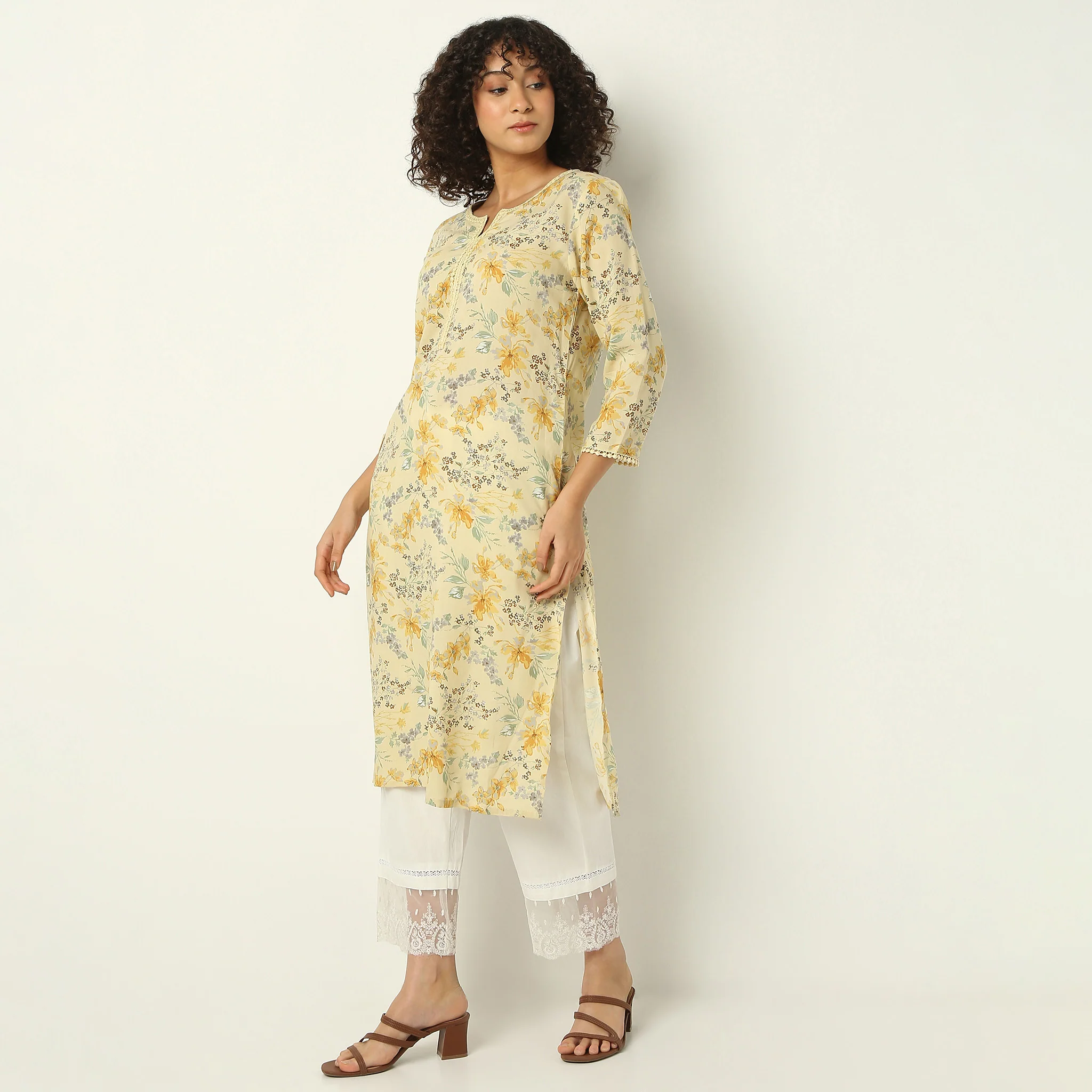 Straight Fit Calf Length Printed Kurta - Image 5