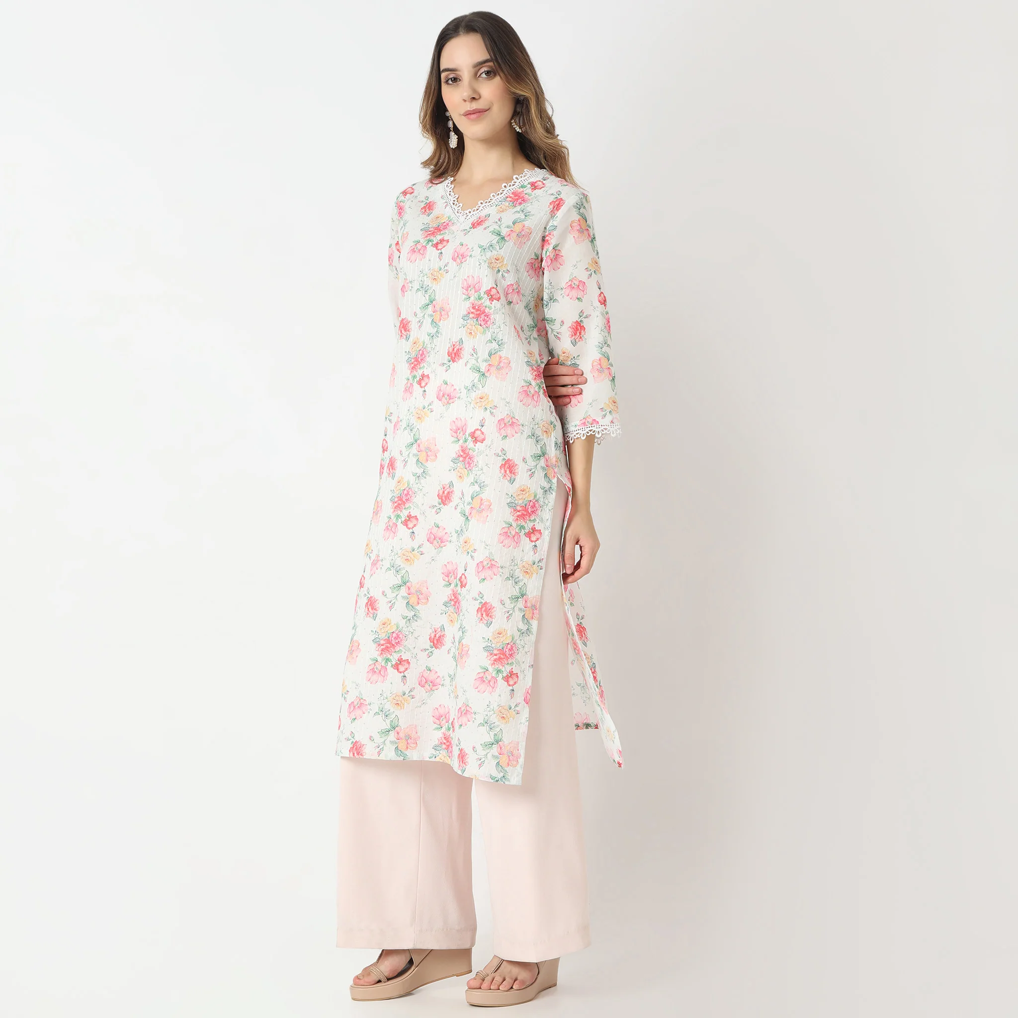 Straight Fit Printed Below Knee Kurta - Image 4