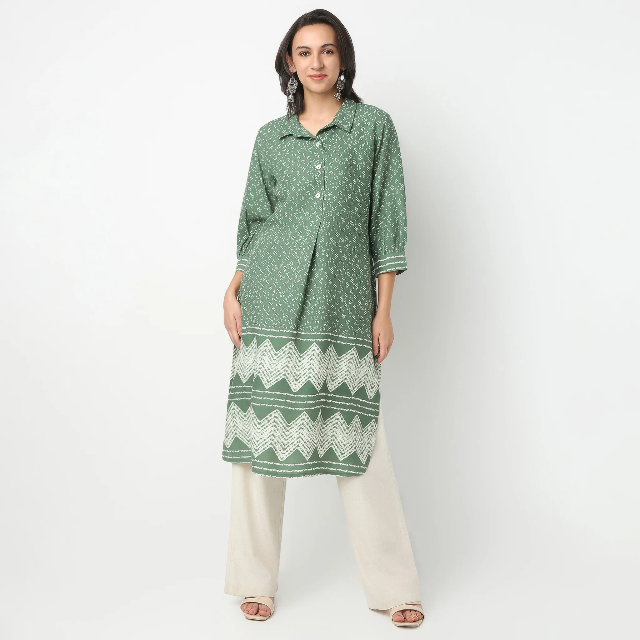 Shirt Collar Knee Length Three-Fourth Sleeve Straight Fit Solid Kurta - Image 2