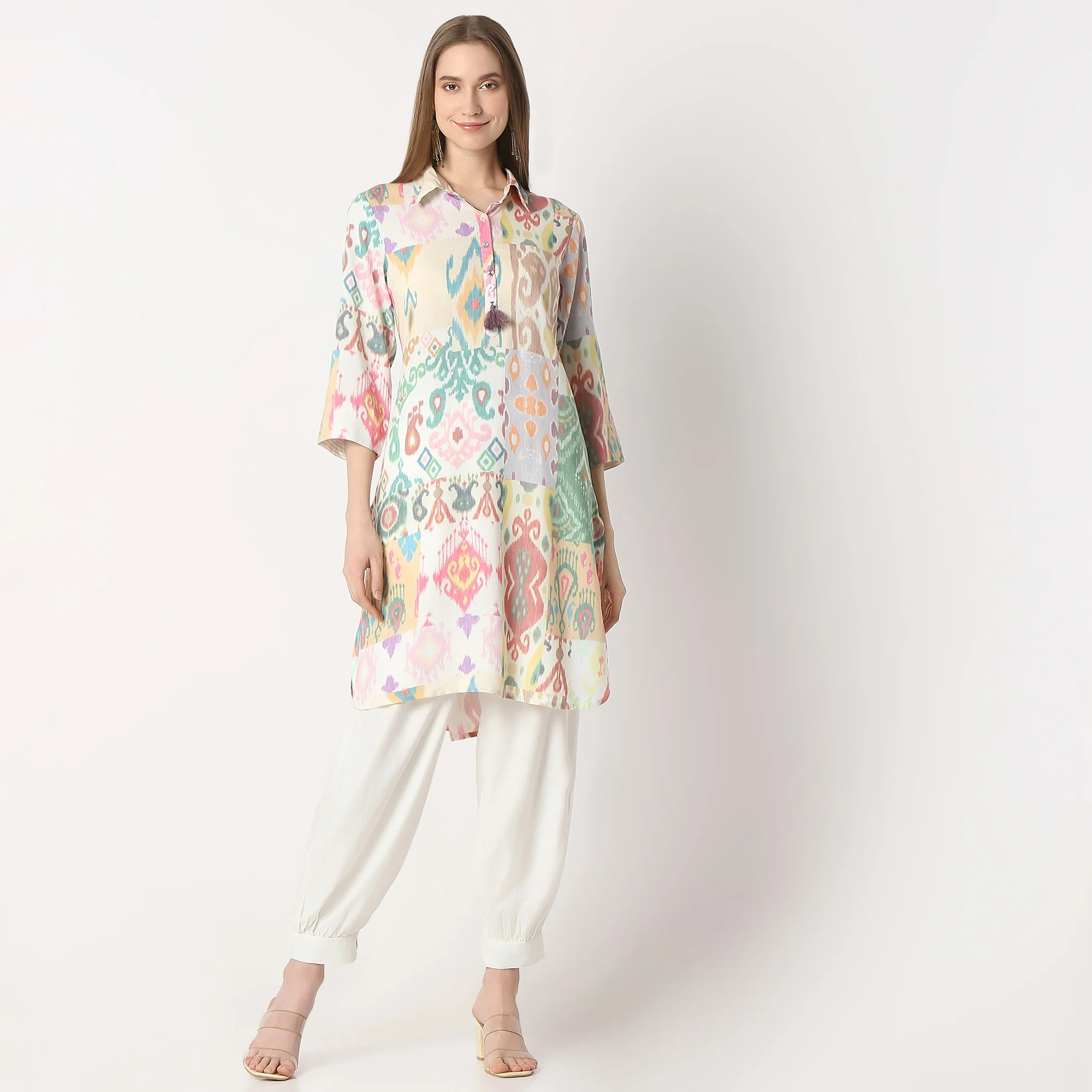 Straight Fit Printed Shirt Collar Kurta With Pant Set - Image 2