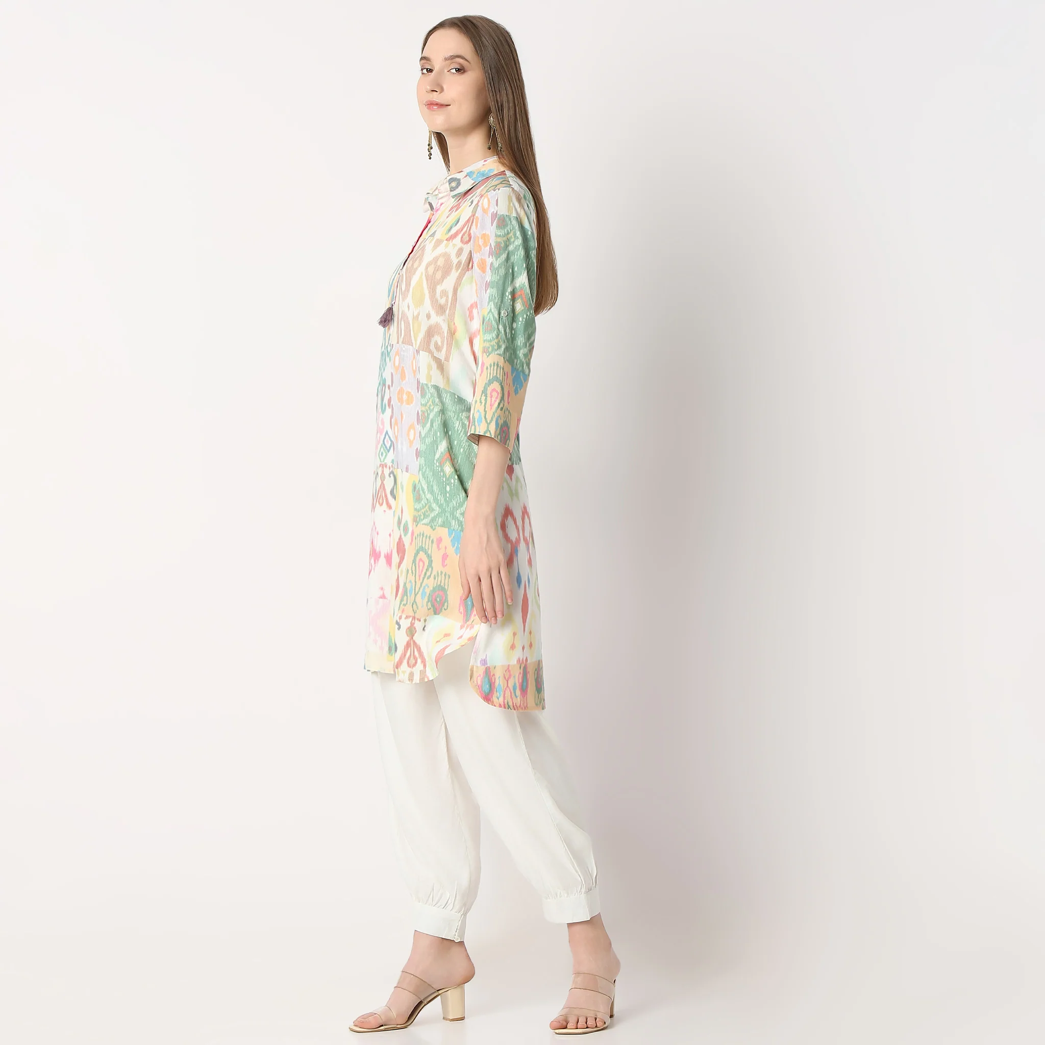 Straight Fit Printed Shirt Collar Kurta With Pant Set - Image 5