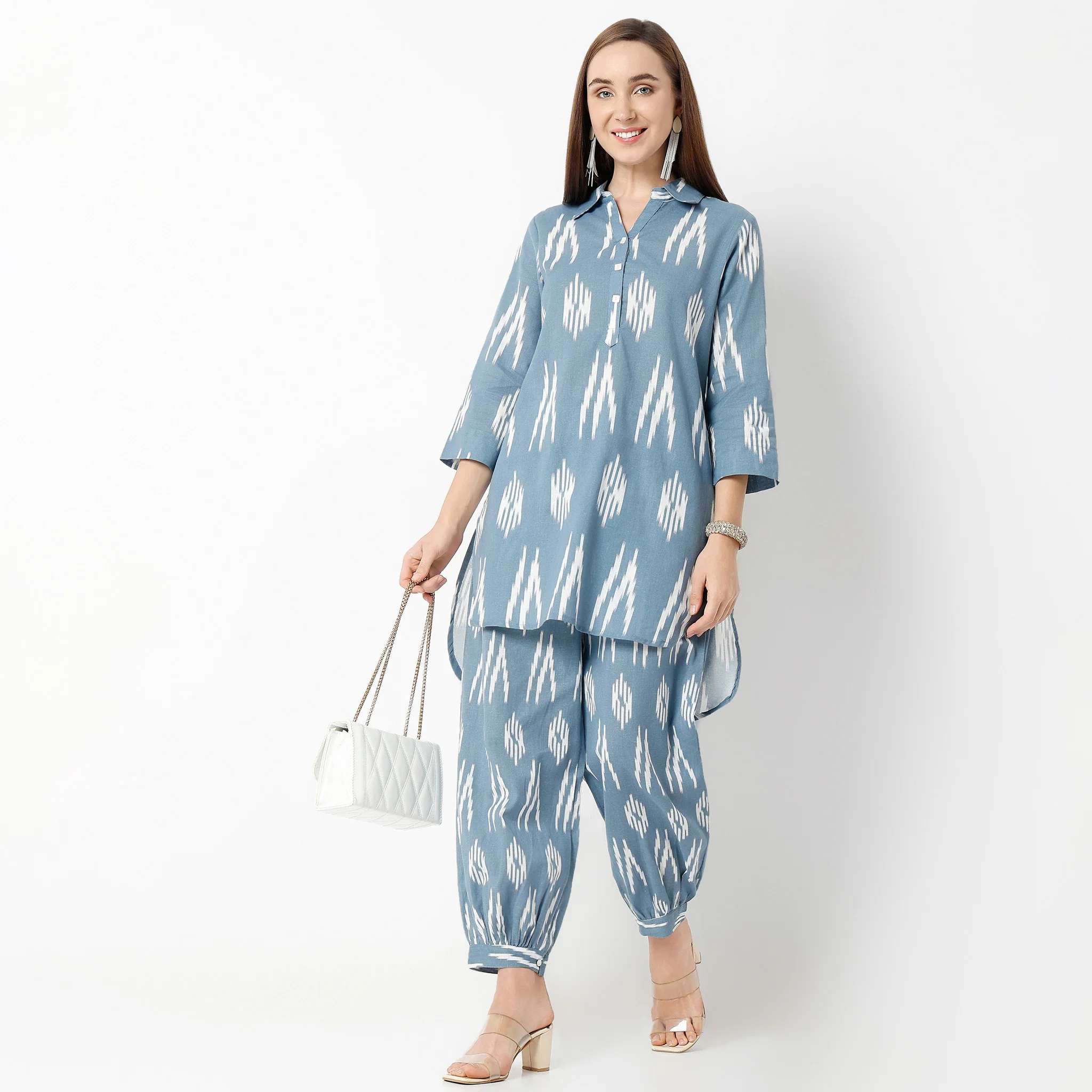 Straight Fit Printed Kurta Set