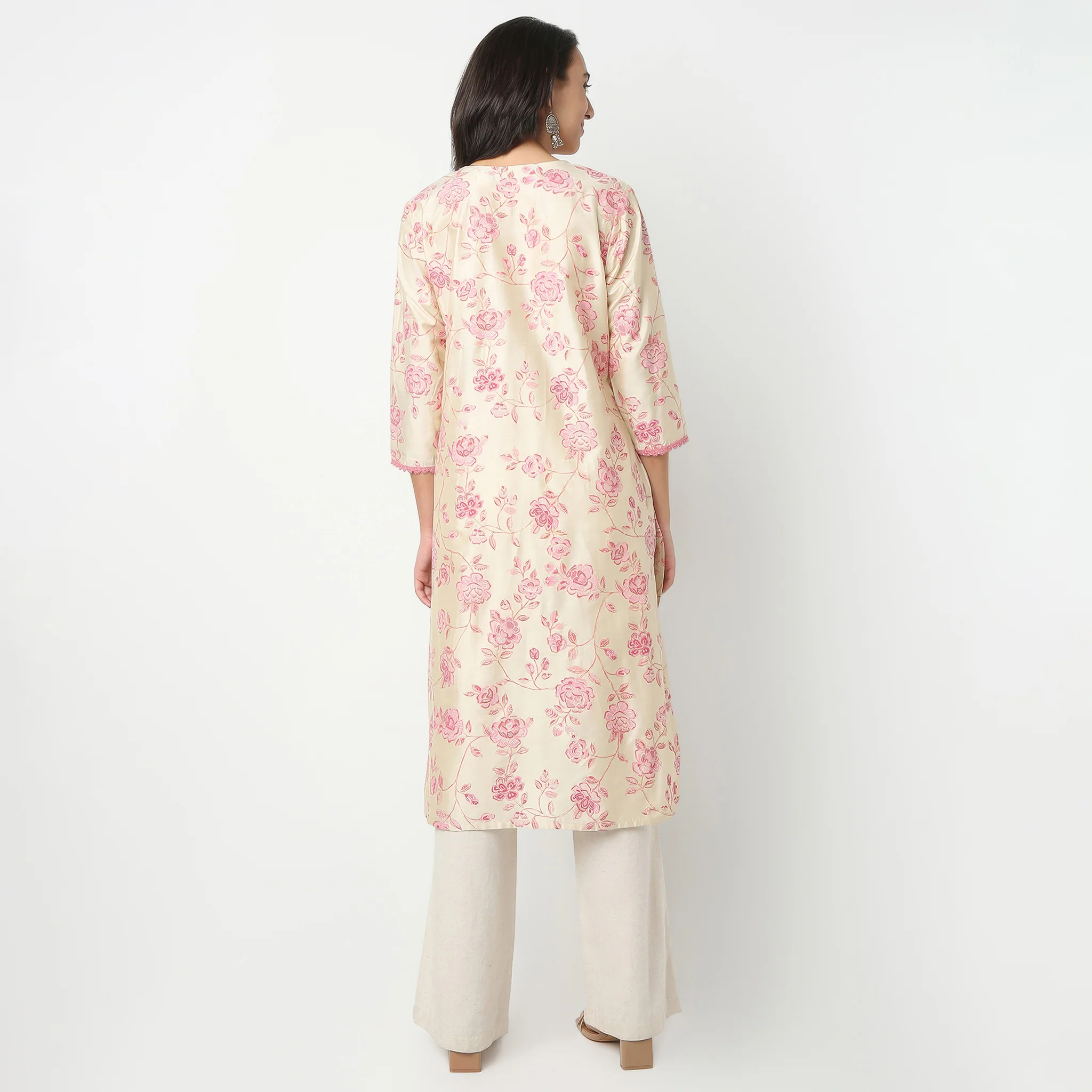 V-Neck Below Knee Three-Fourth Sleeve Straight Fit Printed Placket Kurta - Image 3