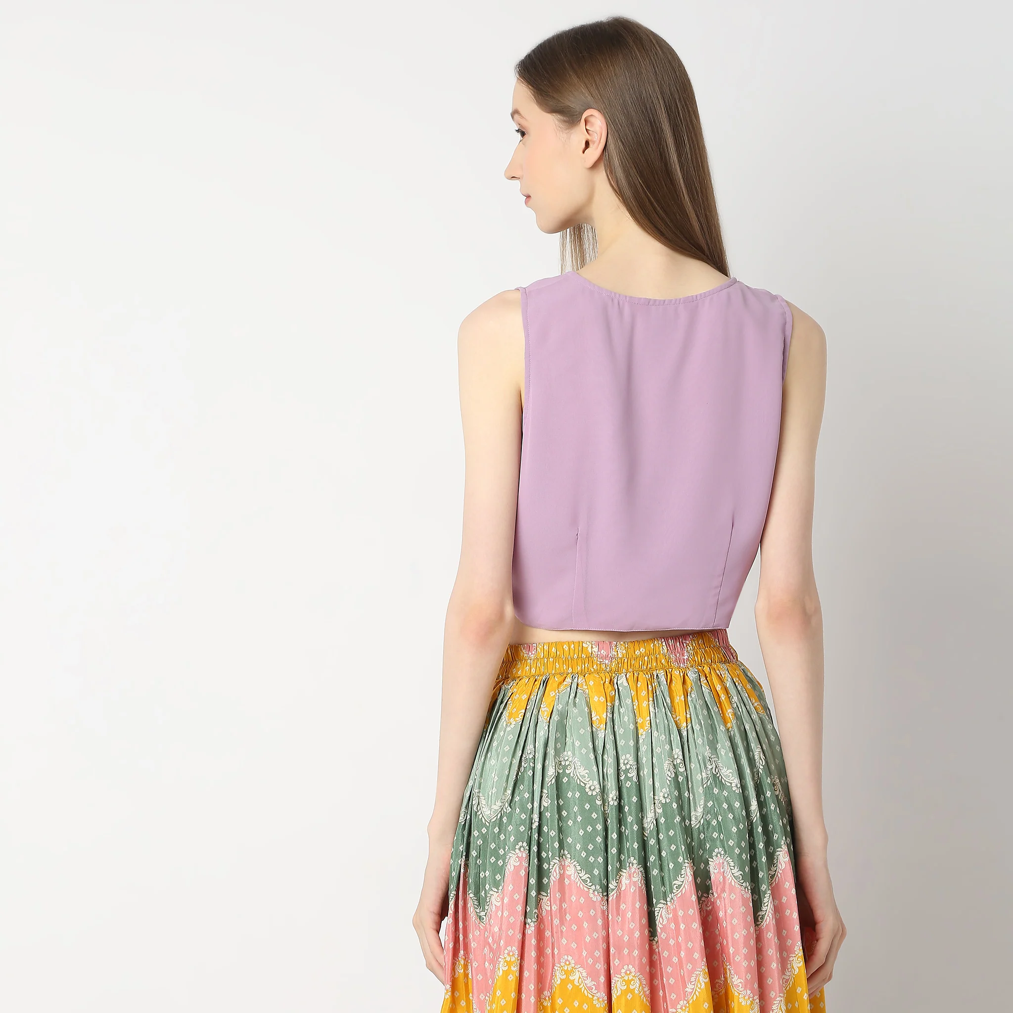 Straight Fit Solid Crop Top - Image 3