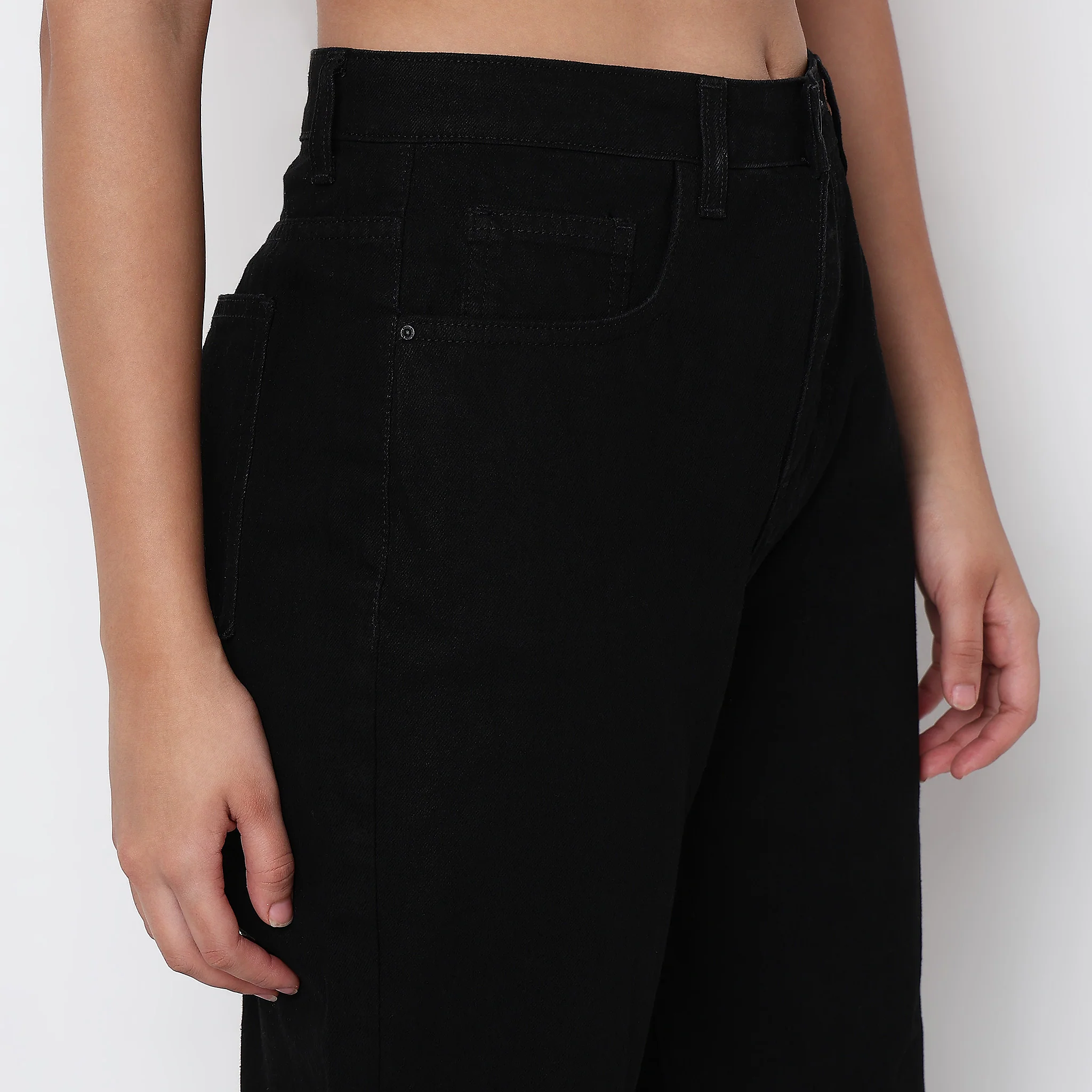 SU Jeans™ - Straight Fit High Rise Jeans - Image 4