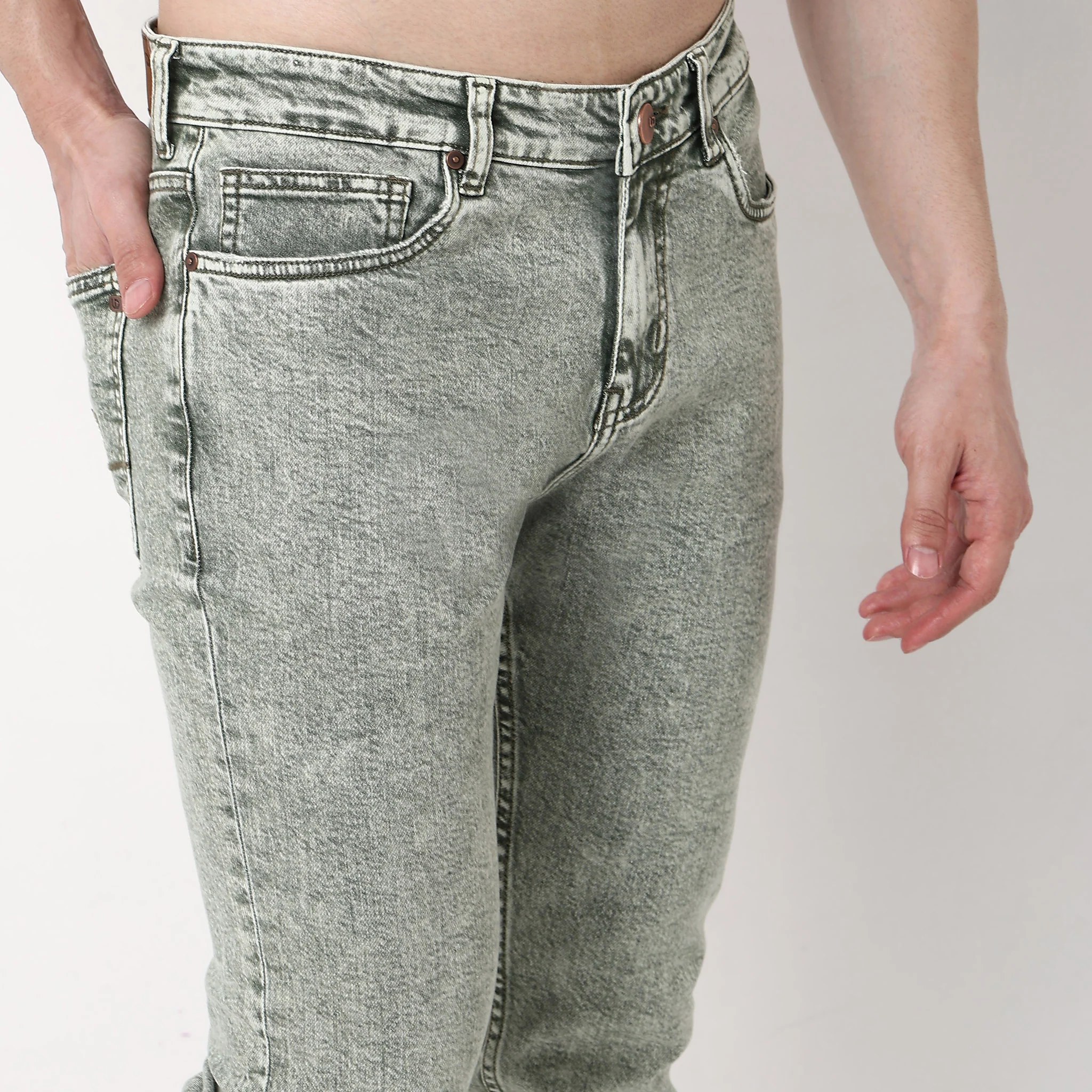 Straight Fit Solid Jeans - Image 5