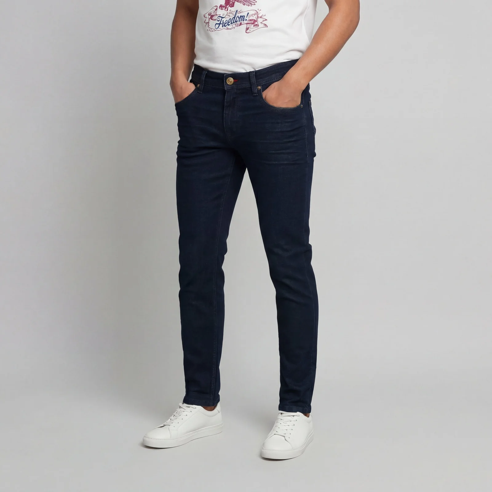 Straight Fit Solid Jeans - Image 5