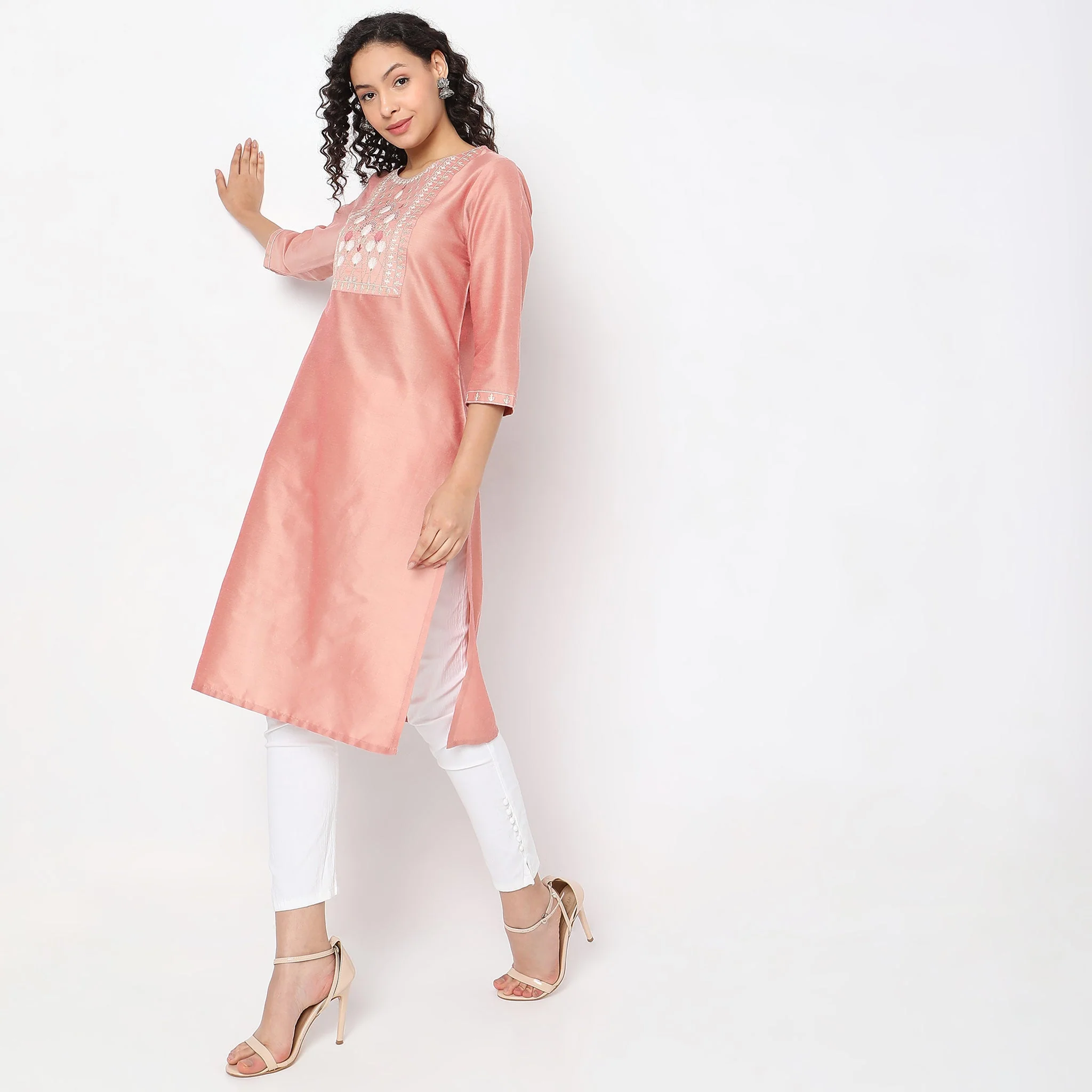 Straight Fit Solid Kurta - Image 2