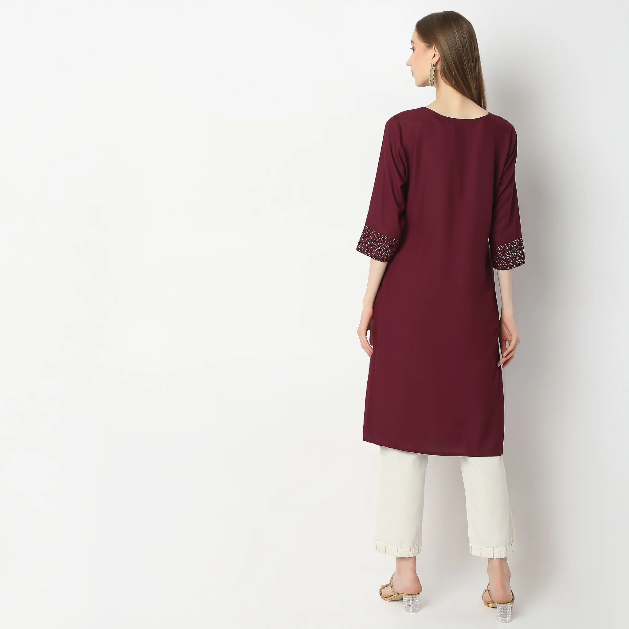 Straight Fit Solid Kurta - Image 3