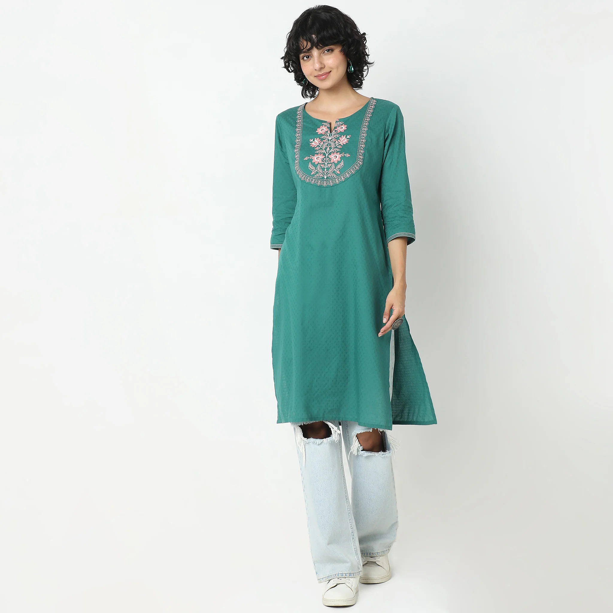 Straight Fit Solid Kurta - Image 2