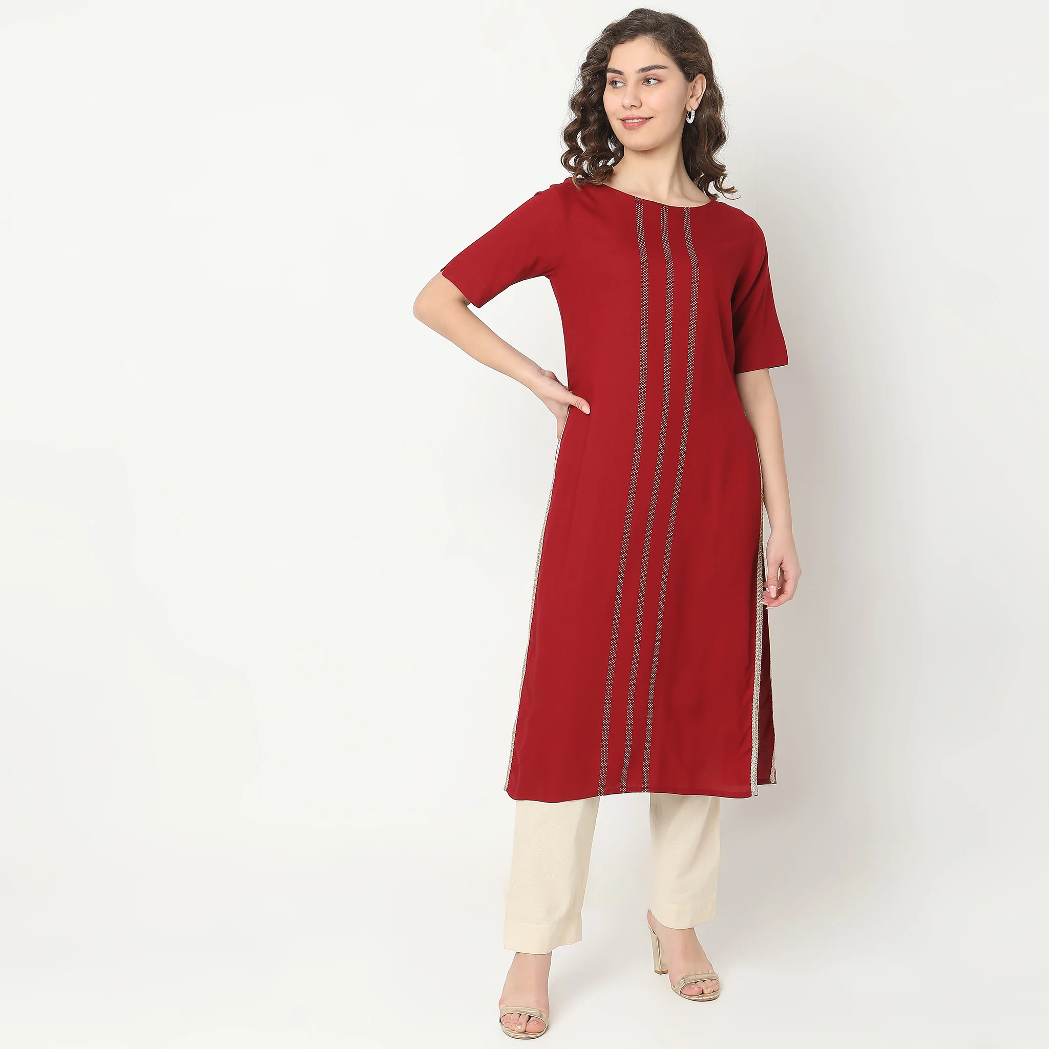 Straight Fit Solid Kurta - Image 2