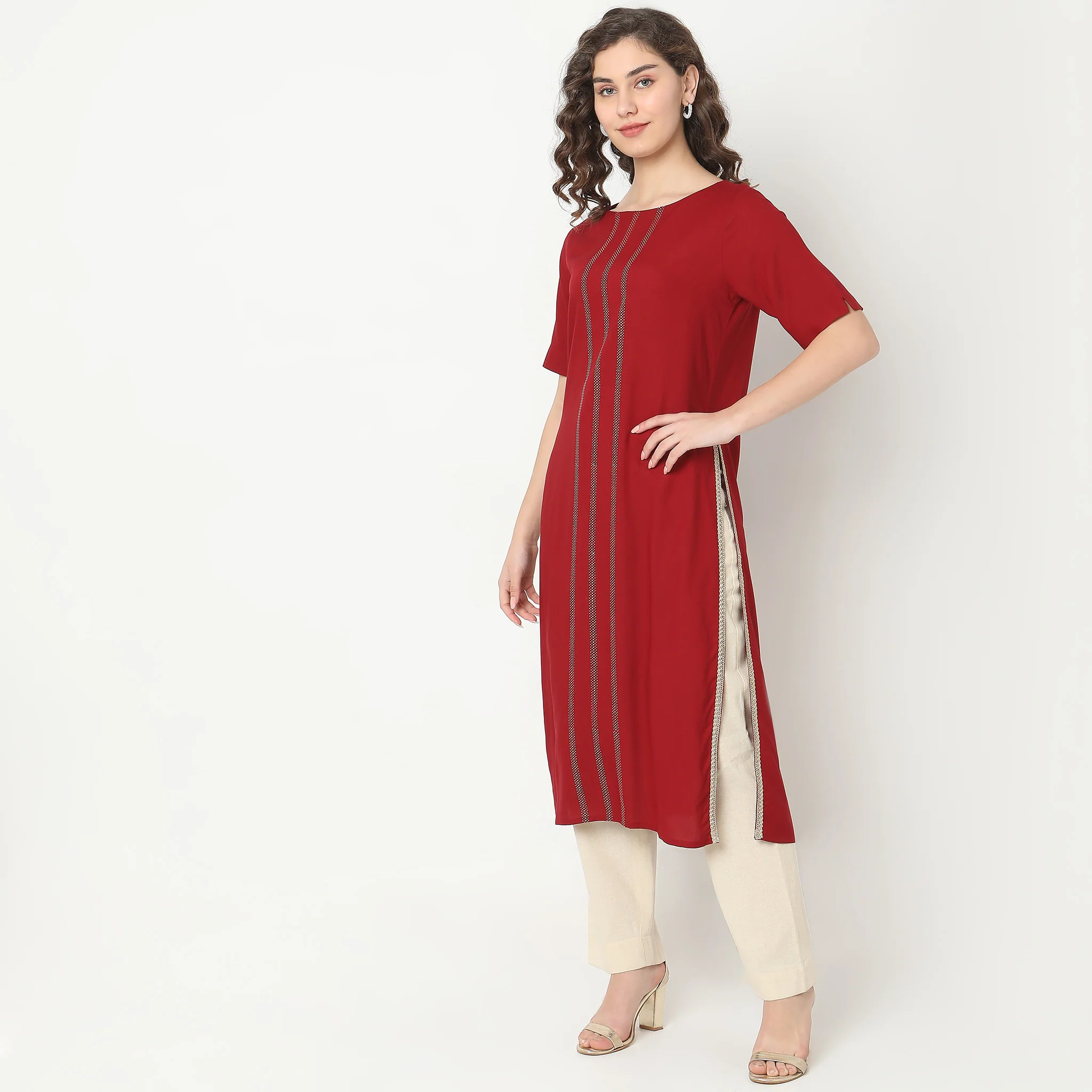 Straight Fit Solid Kurta - Image 5