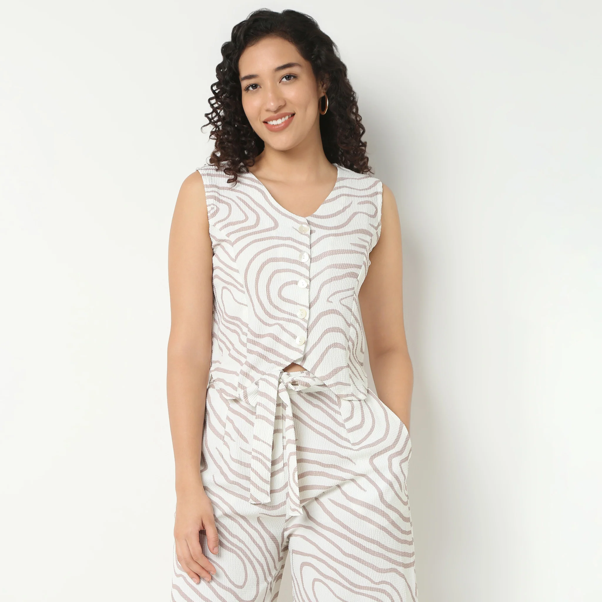 Straight Hem Shell Vest Top - Image 2