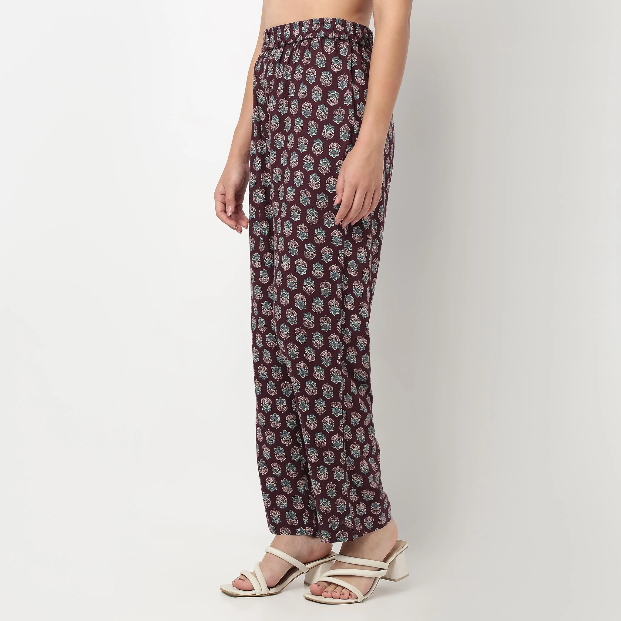Straight Printed Pants - Image 5