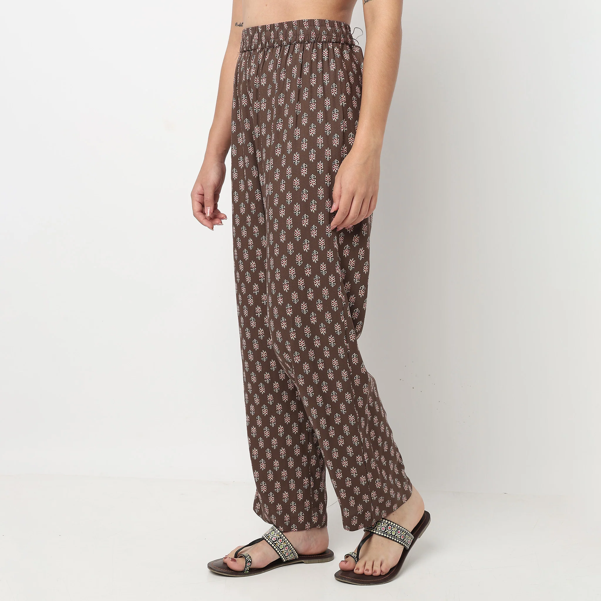 Straight Printed Pants - Image 5