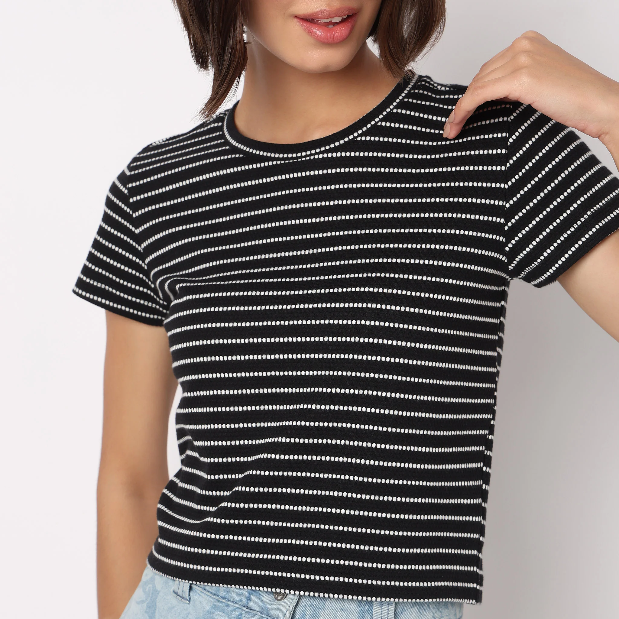 Striped Betty Essential Crop T-Shirt - Image 5
