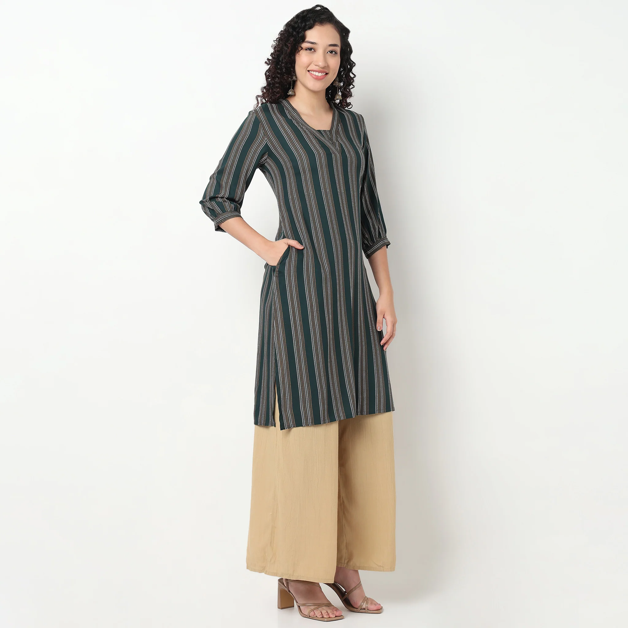 V-Neck With Gusset Long Kurta - Image 10
