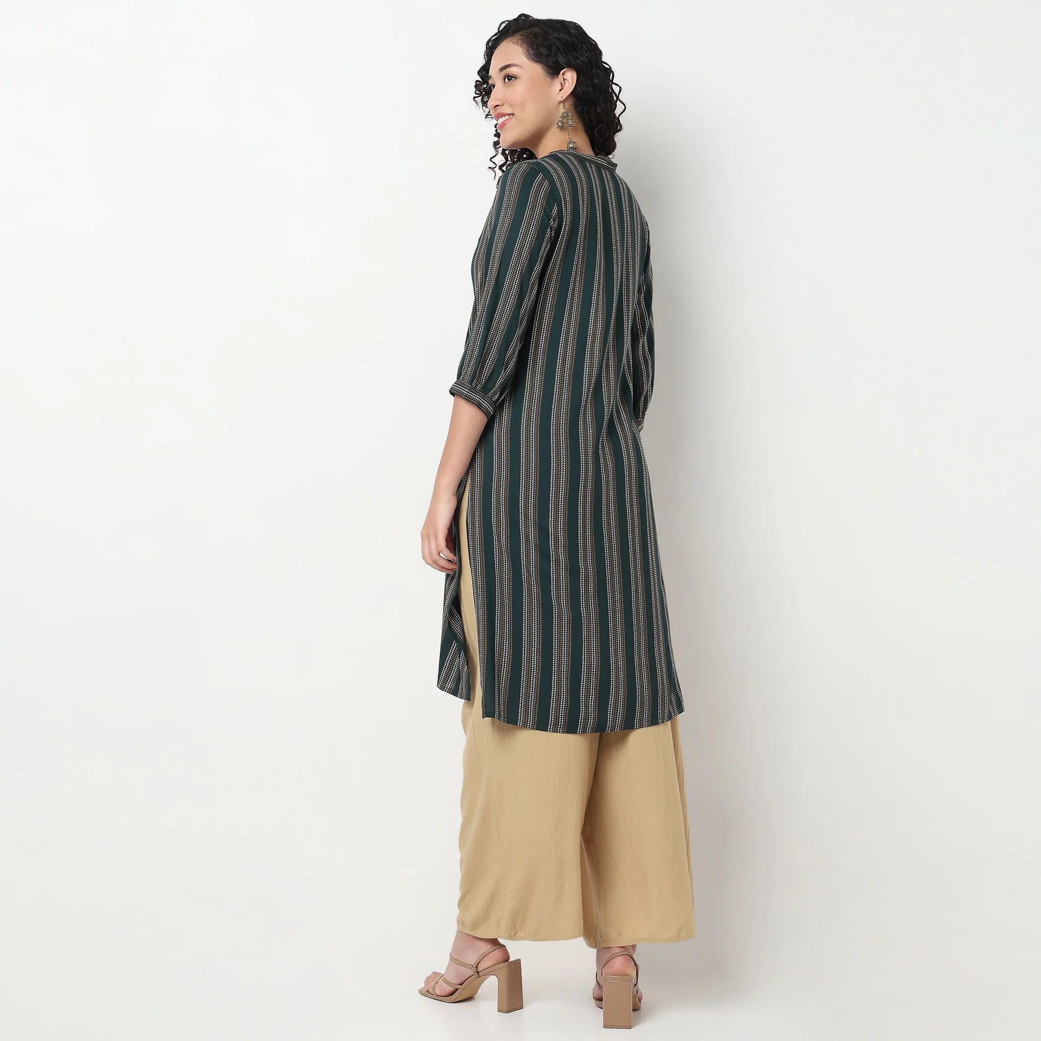 V-Neck With Gusset Long Kurta - Image 8